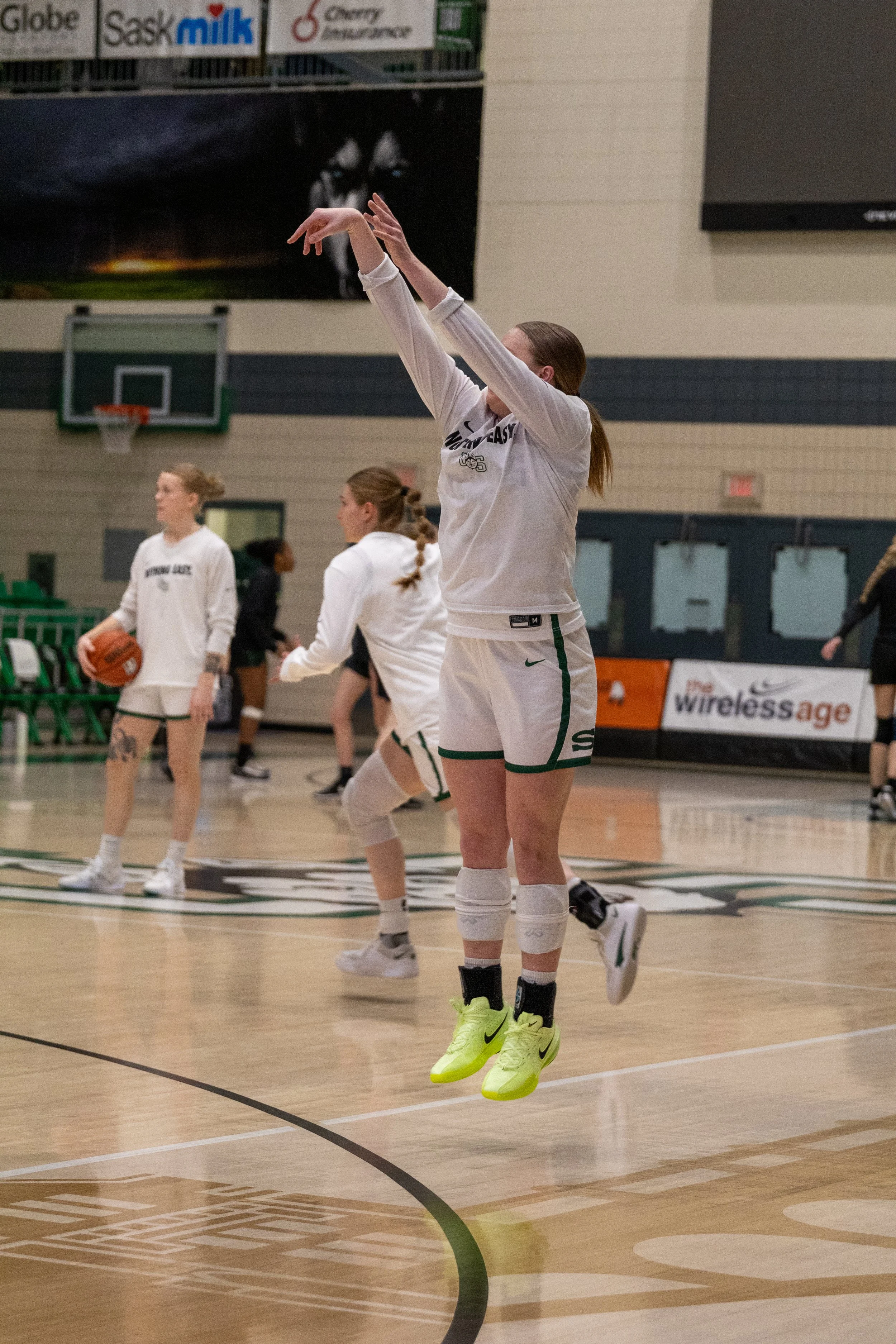 Huskie WBB 26_02_14-69.jpg