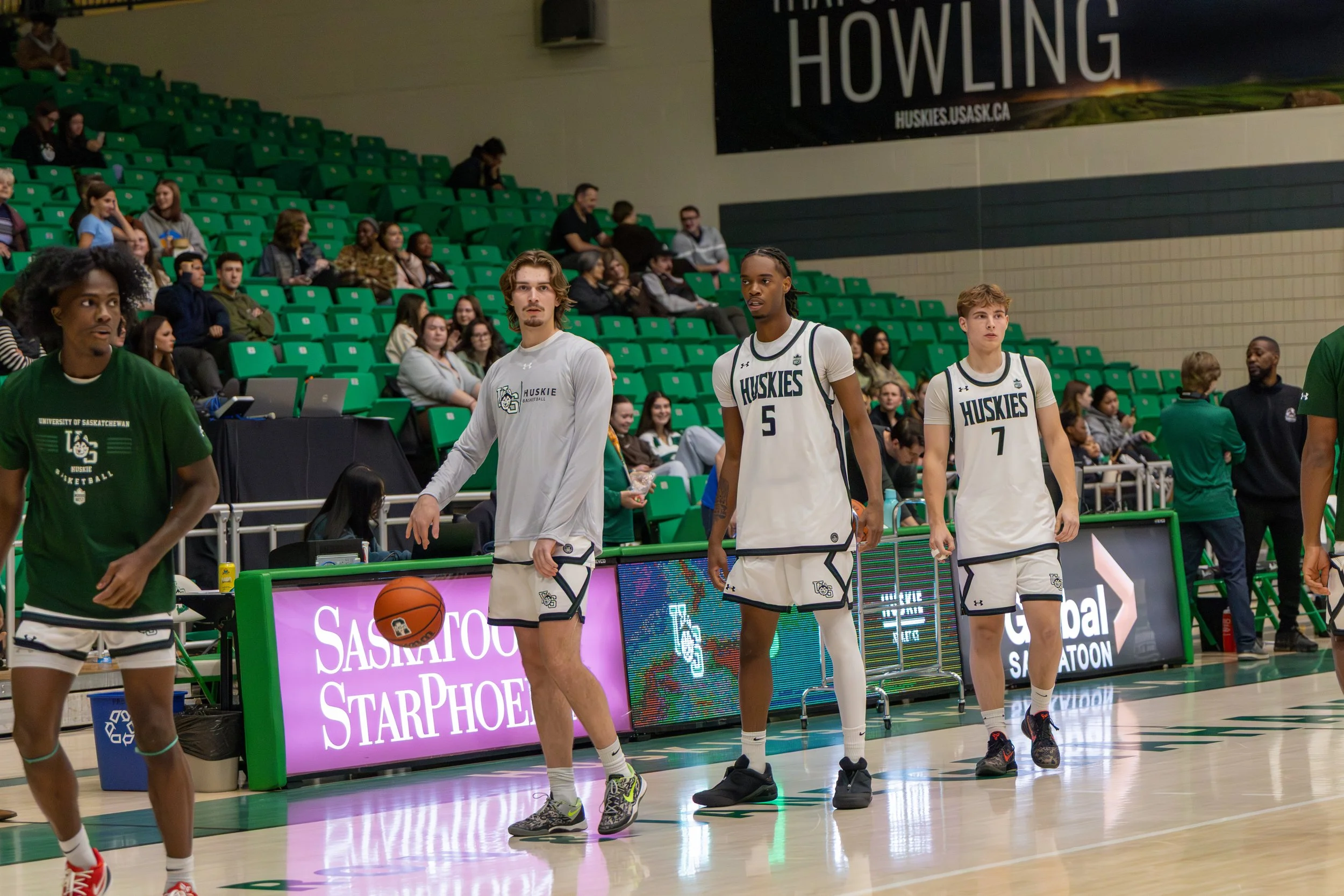 Huskie Basketball Semi light-44.jpg