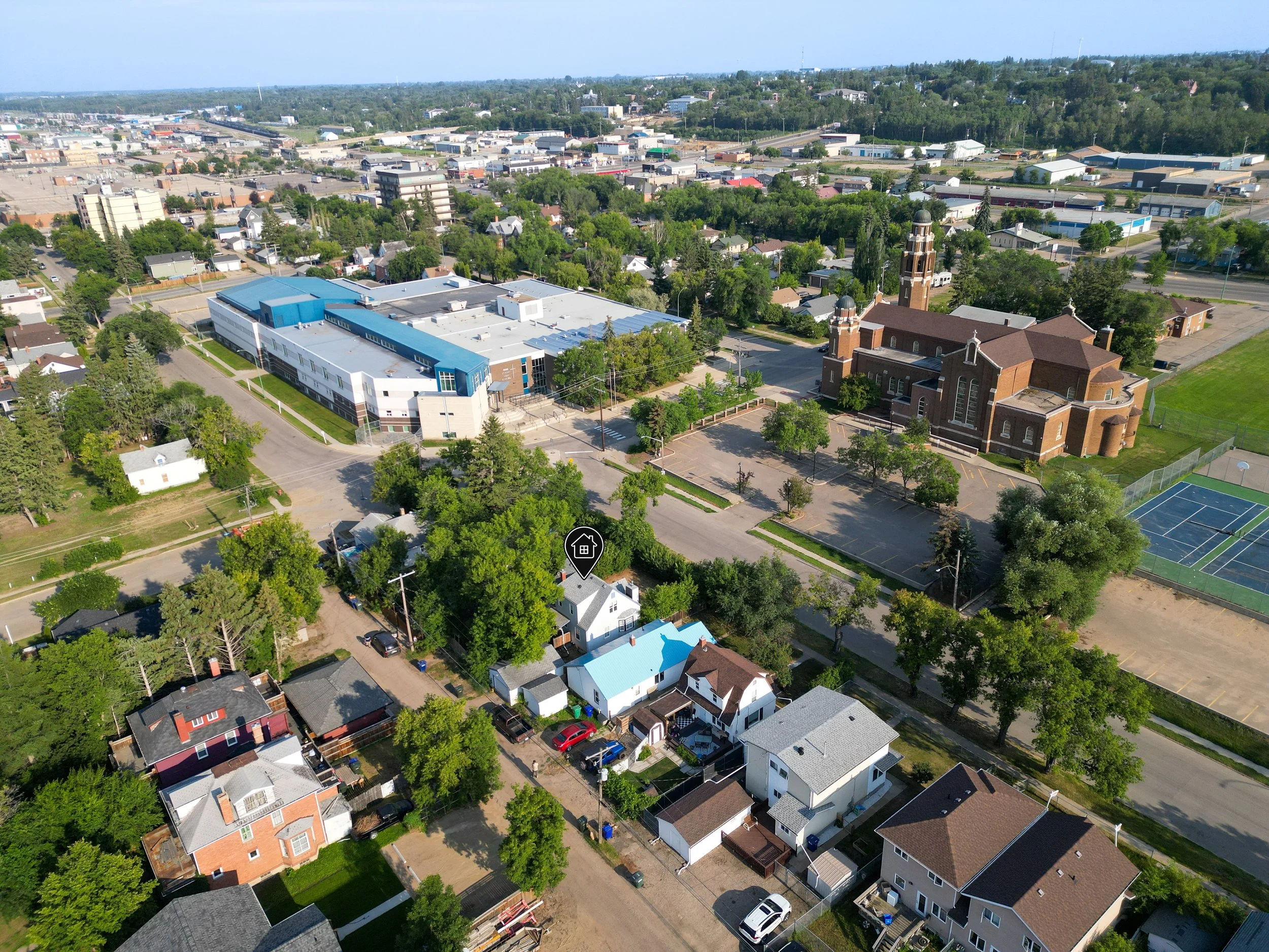 416 13th Street W-16.jpg