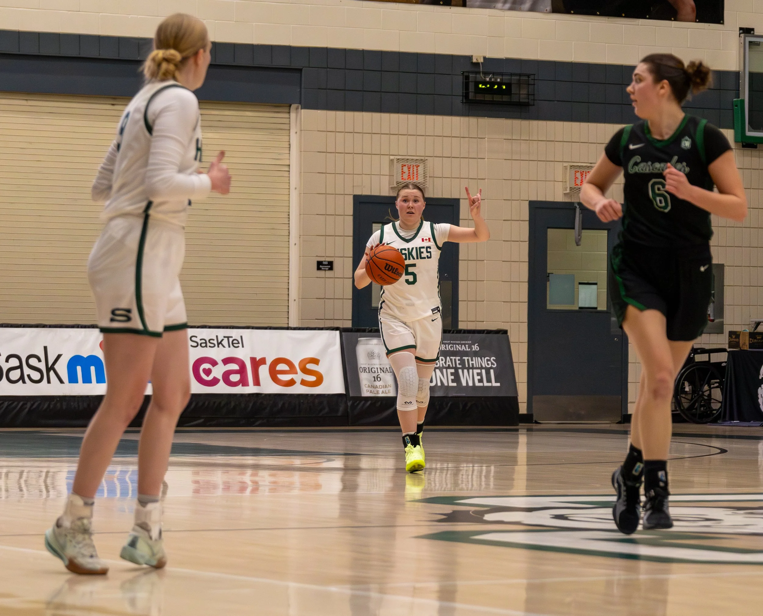 Huskie WBB 26_02_14-13.jpg