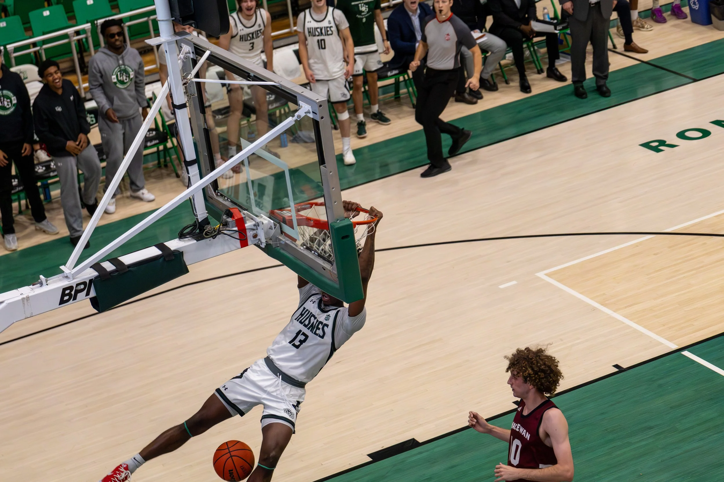 Huskie Basketball Semi light-20.jpg