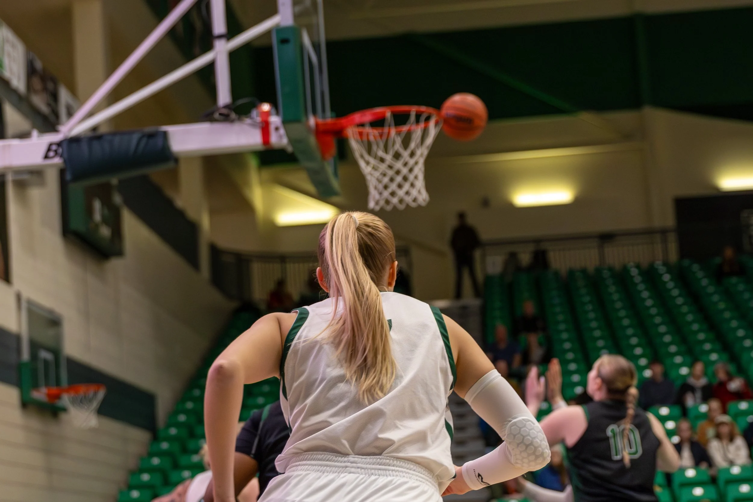 Huskie WBB 26_02_14-63.jpg
