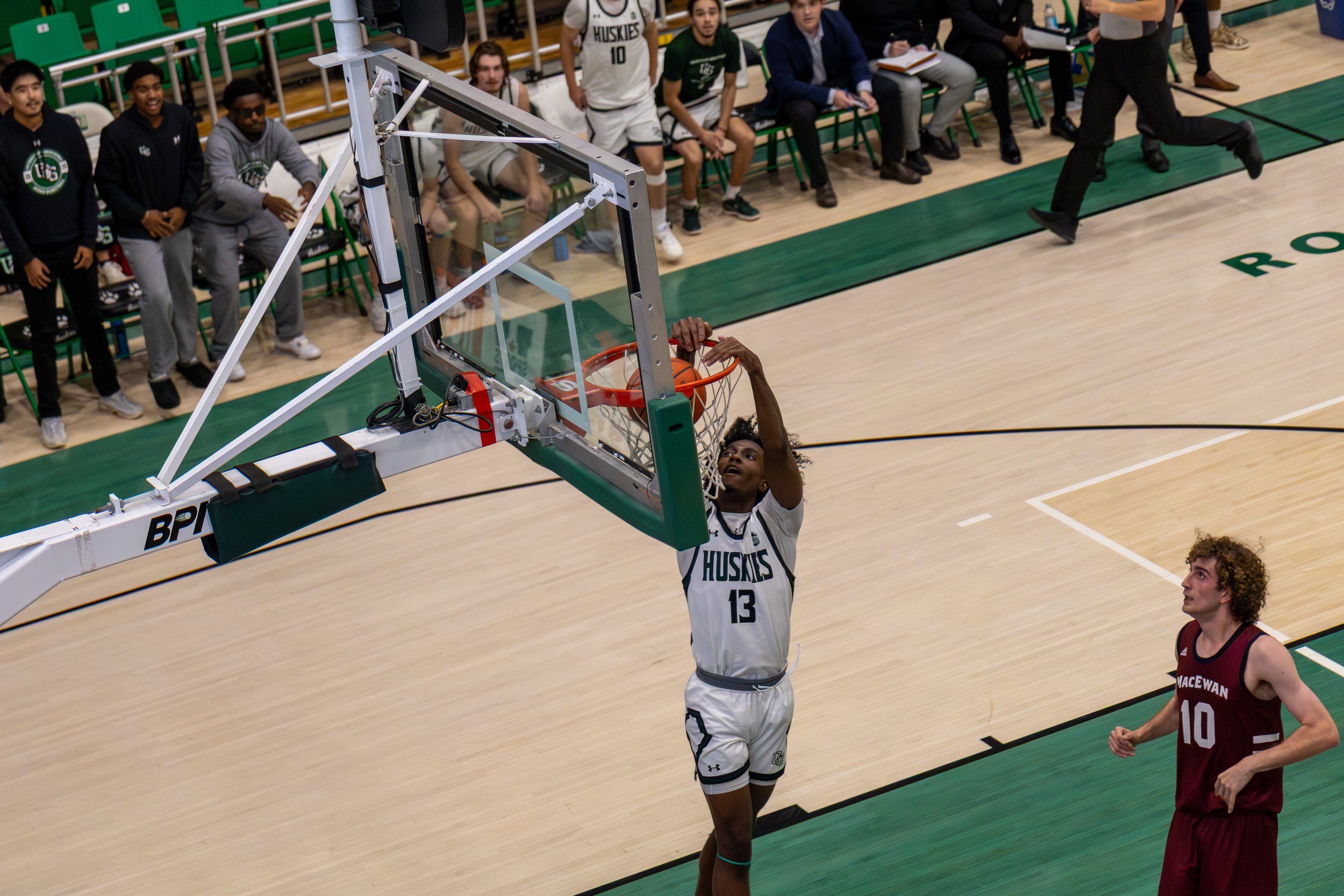 Huskie Basketball Semi light-22.jpg