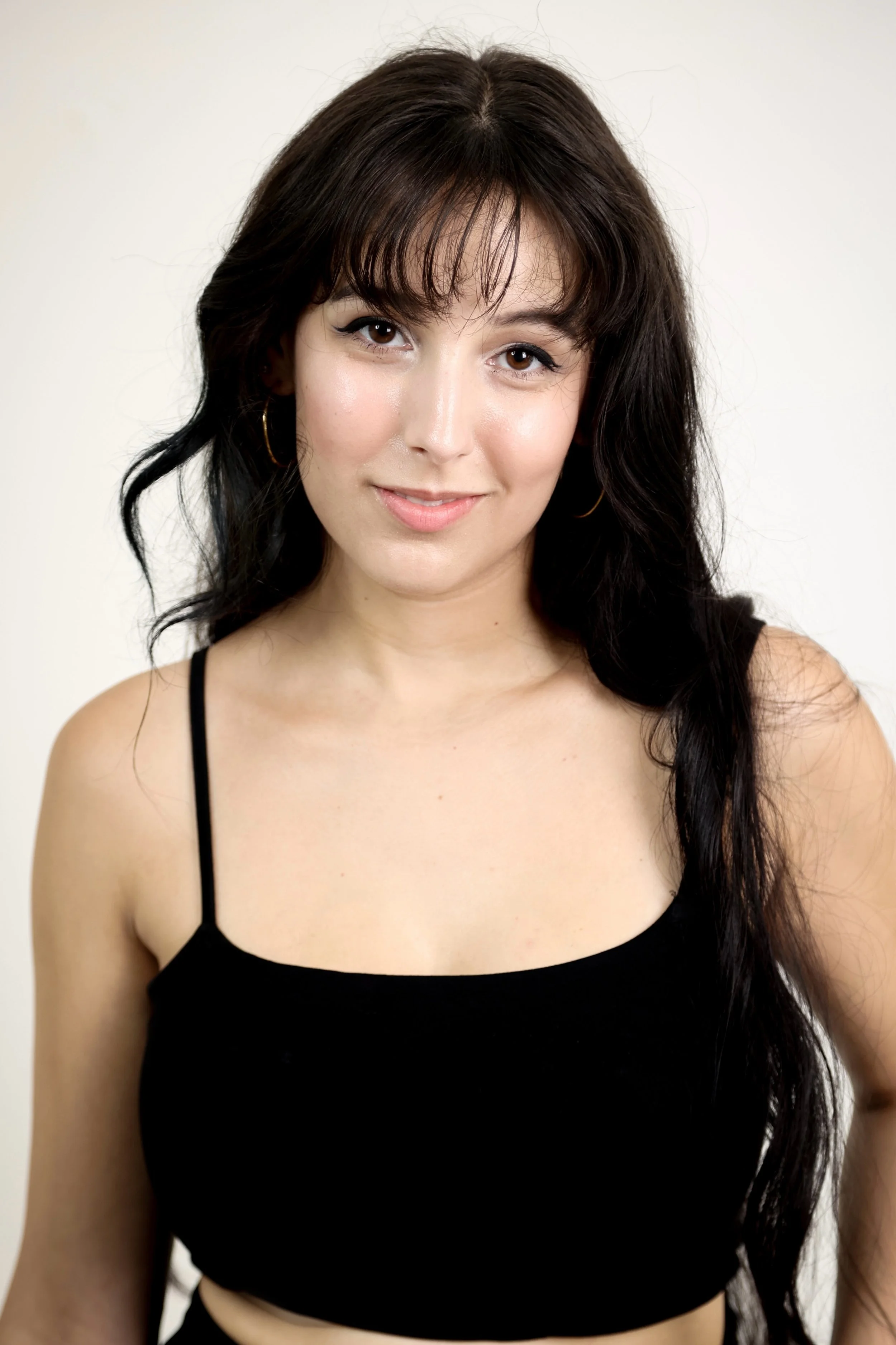 LFHeadshot_26.JPG