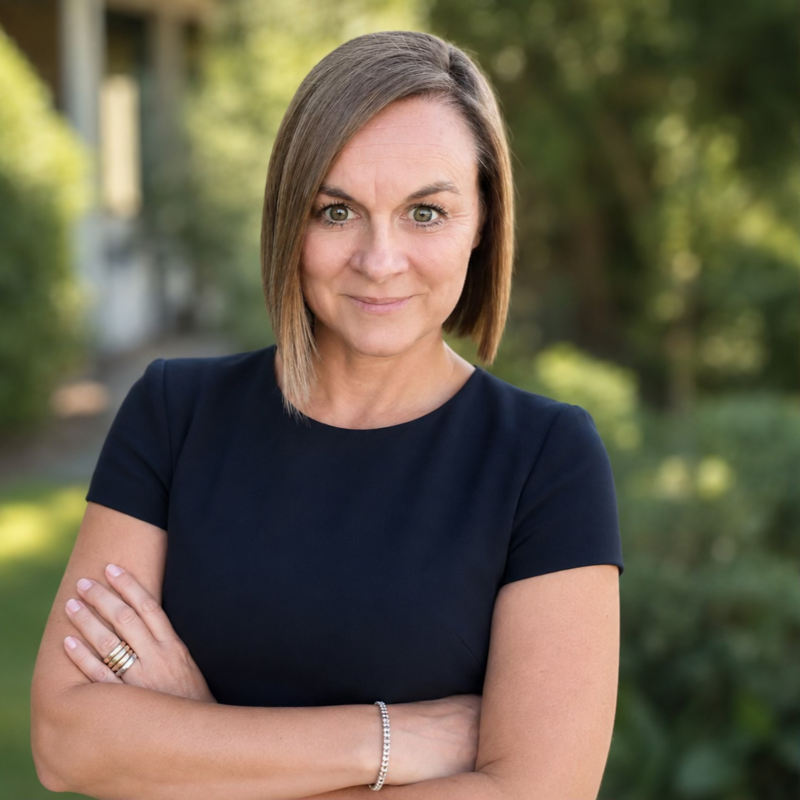 Jennifer Weed's headshot