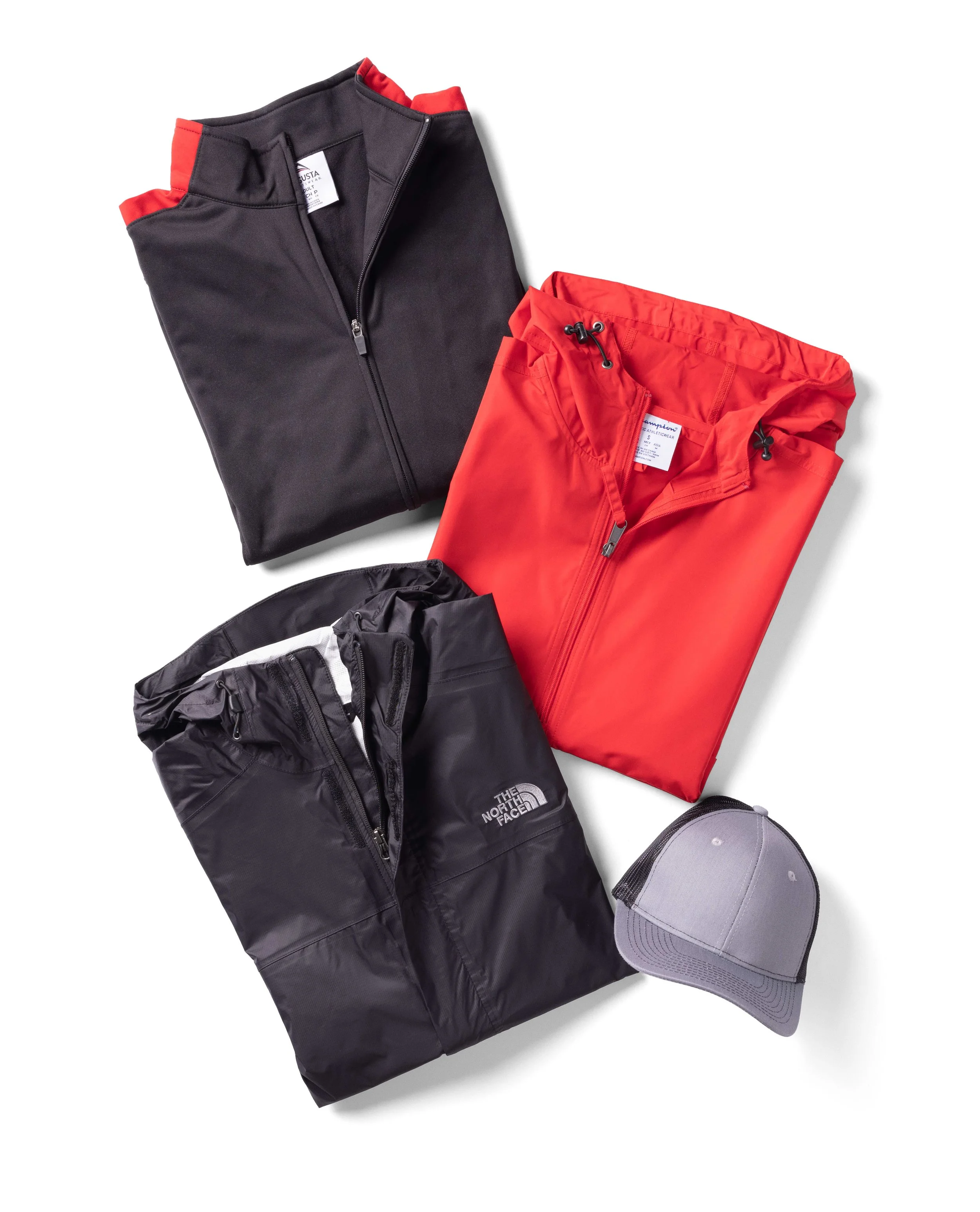 2023-01-04_Transitional_Outerwear05307-EDIT-WORKING-v00_winam8.jpg