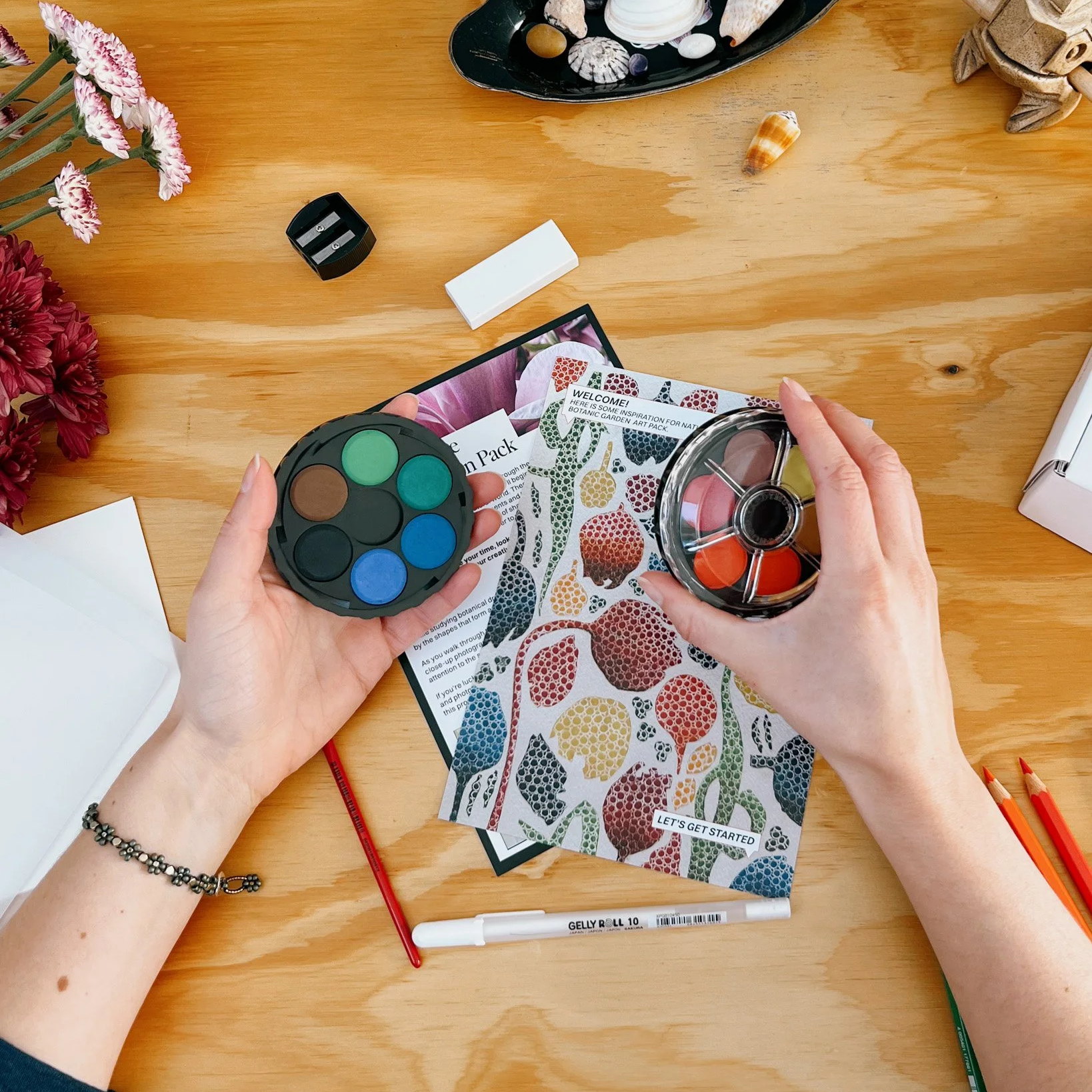 Art for Busy People's Botanic Garden art pack featuring water colouring and drawing.