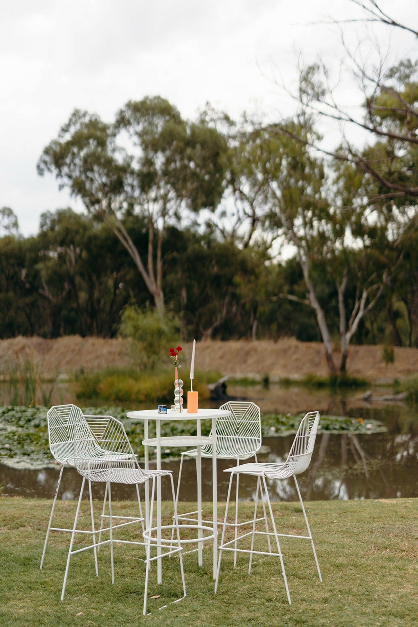 Cheers to love! 

Alana and Jacks love filled cocktail wedding snippets.
Pop on over to our journal to drool all over the gorgeous images from @samanthariles.weddings, link in profile.

Marquee and Furniture @bangeventco
Venue Private Property
Photog