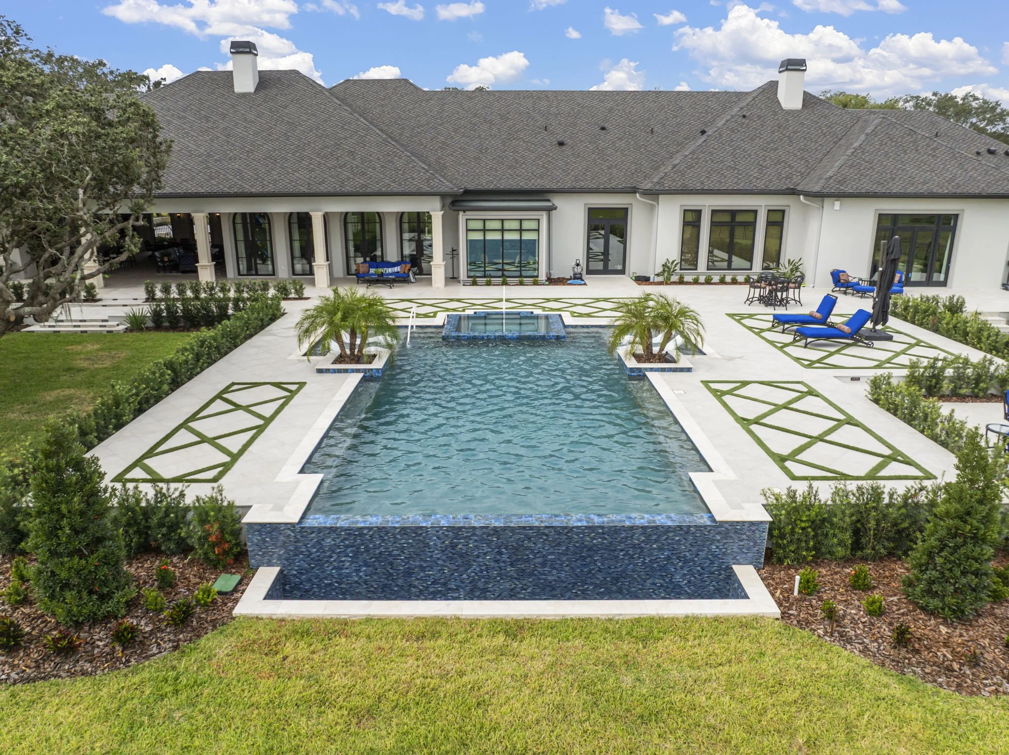 Sarasota Traditional Landscape Architecture - OLA - Image No. 03.jpg