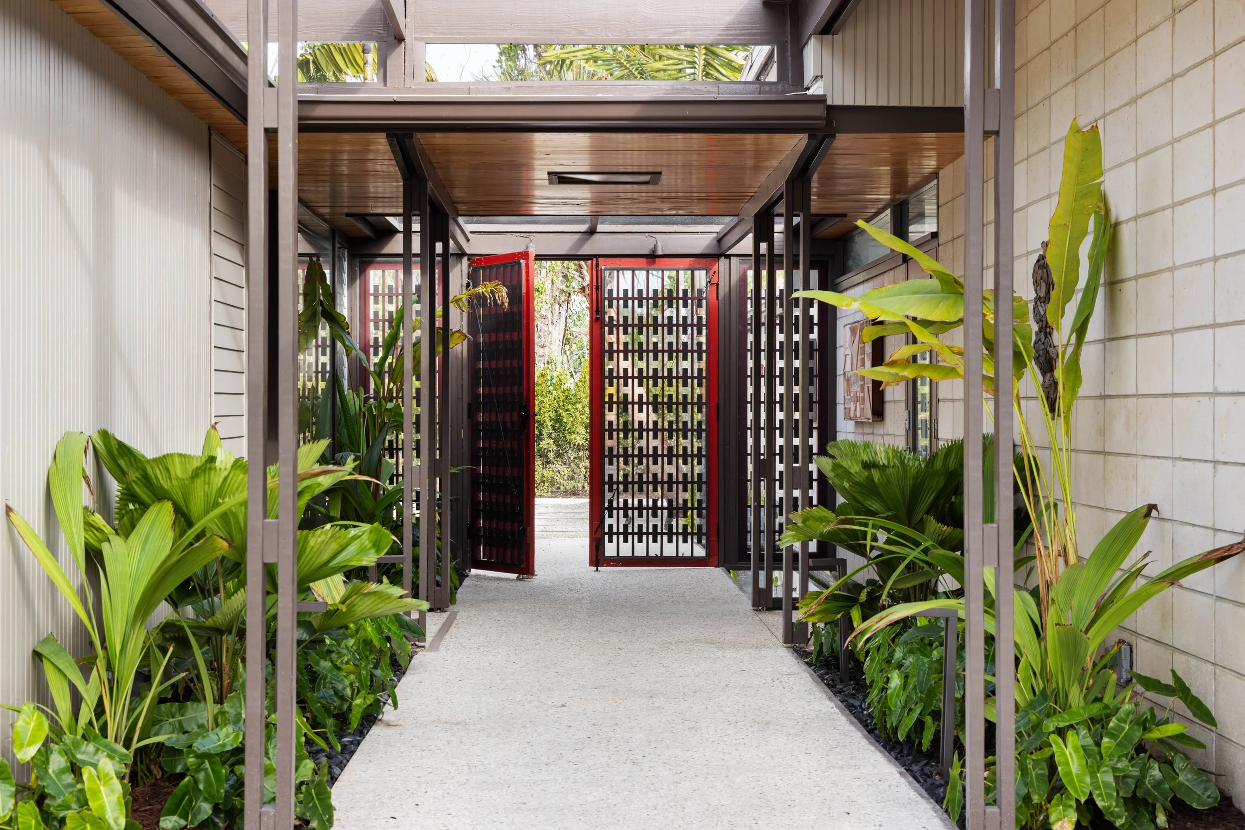 007_Sarasota Modern Landscpae Architecture.JPG