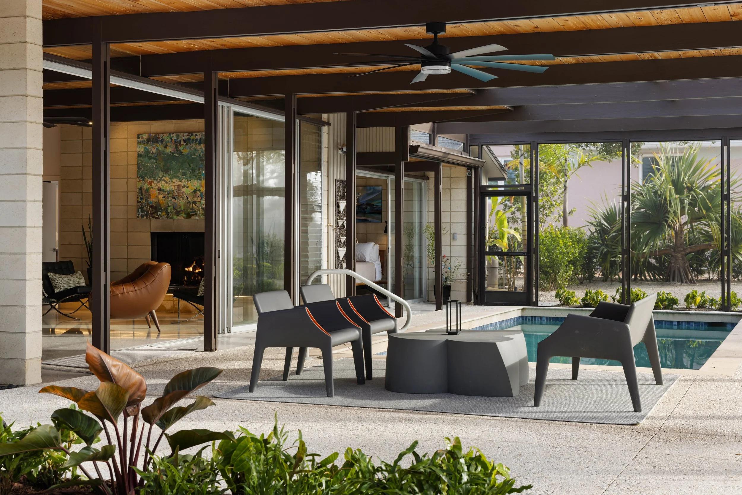 THE STUART RAE RESIDENCE