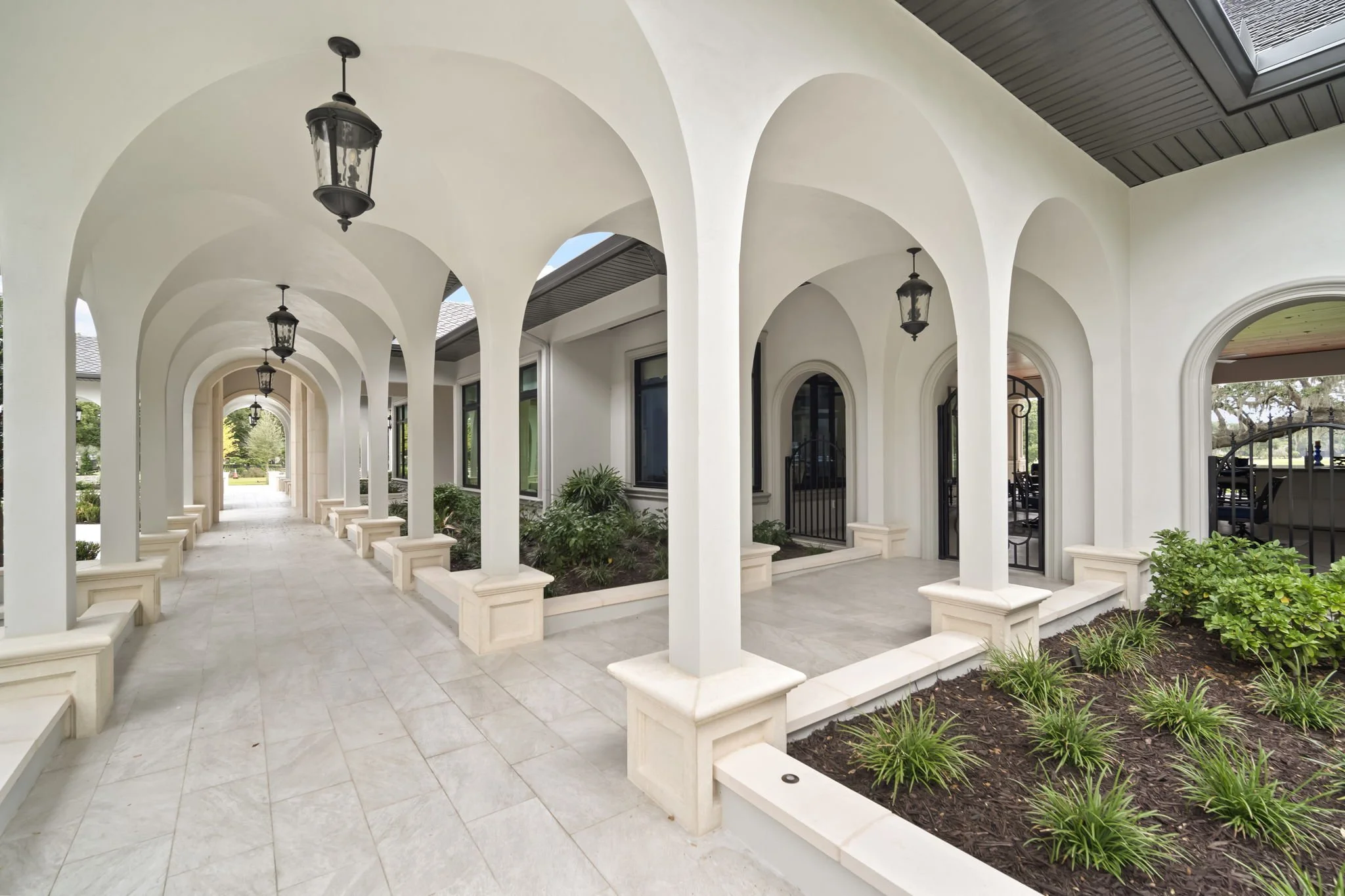 Sarasota Traditional Landscape Architecture - OLA - Image No. 07.jpg