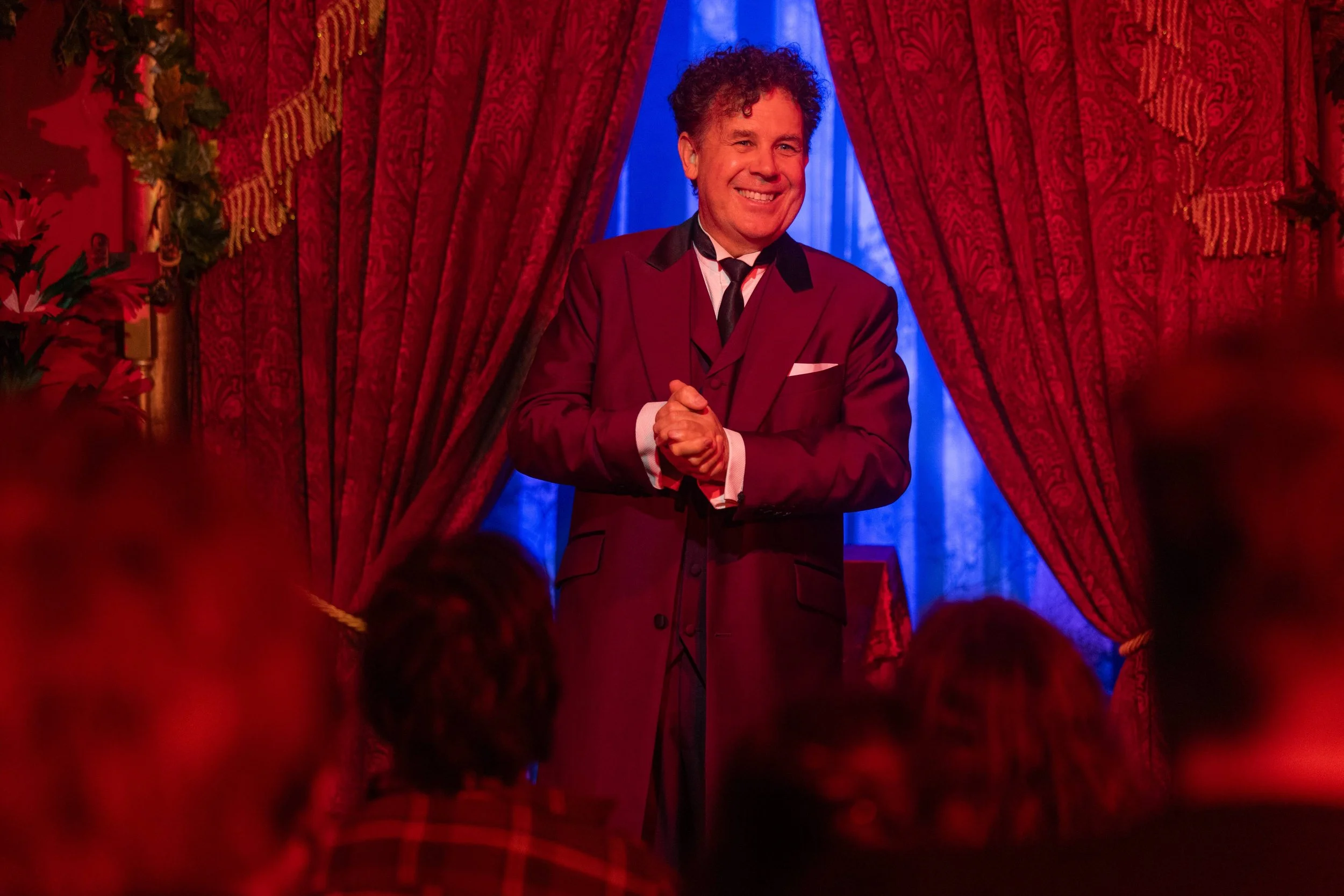 RAYMOND CROWE HEADS WONDER EMPORIUM