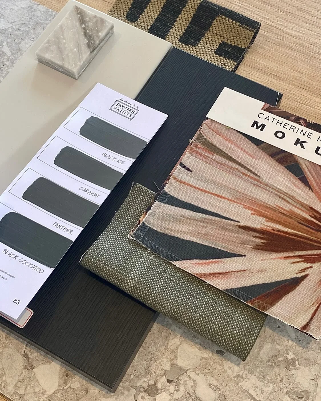 Master bedroom and ensuite colour scheme for a clients new build 🖤🌴 

#customcabinetry #mokum #masculinedesign #goldcoastinteriors #goldcoastbuilders #designmyhome #porterspaints #bespokecabinetry