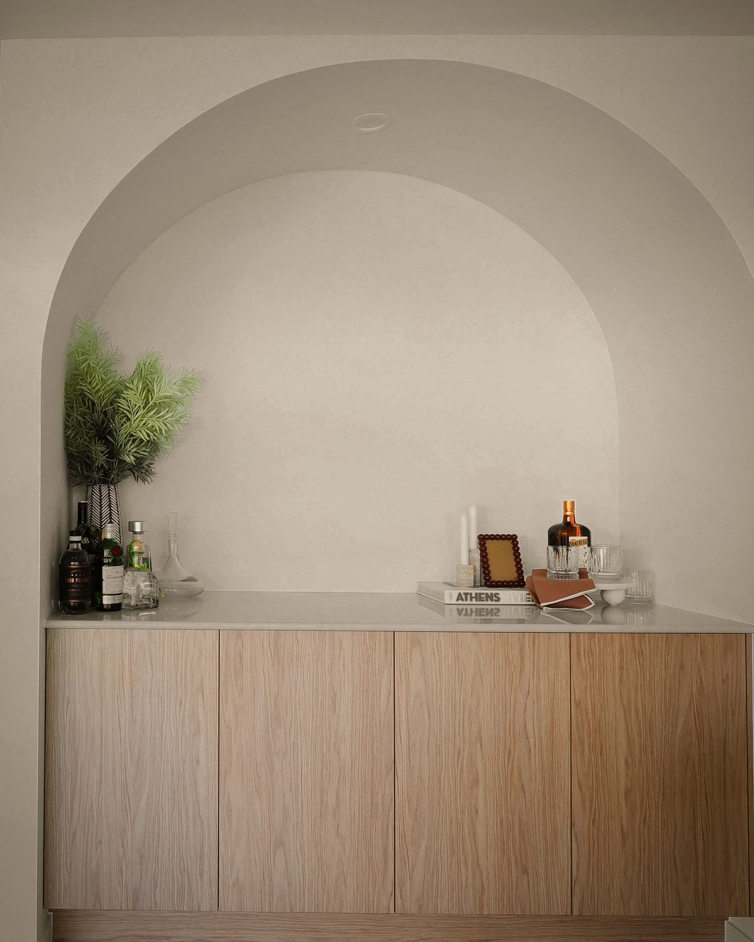 Form and function.

#interiordesign #tradewindsdesign #luxuryhomedesign #goldcoasthomes #boldinteriors