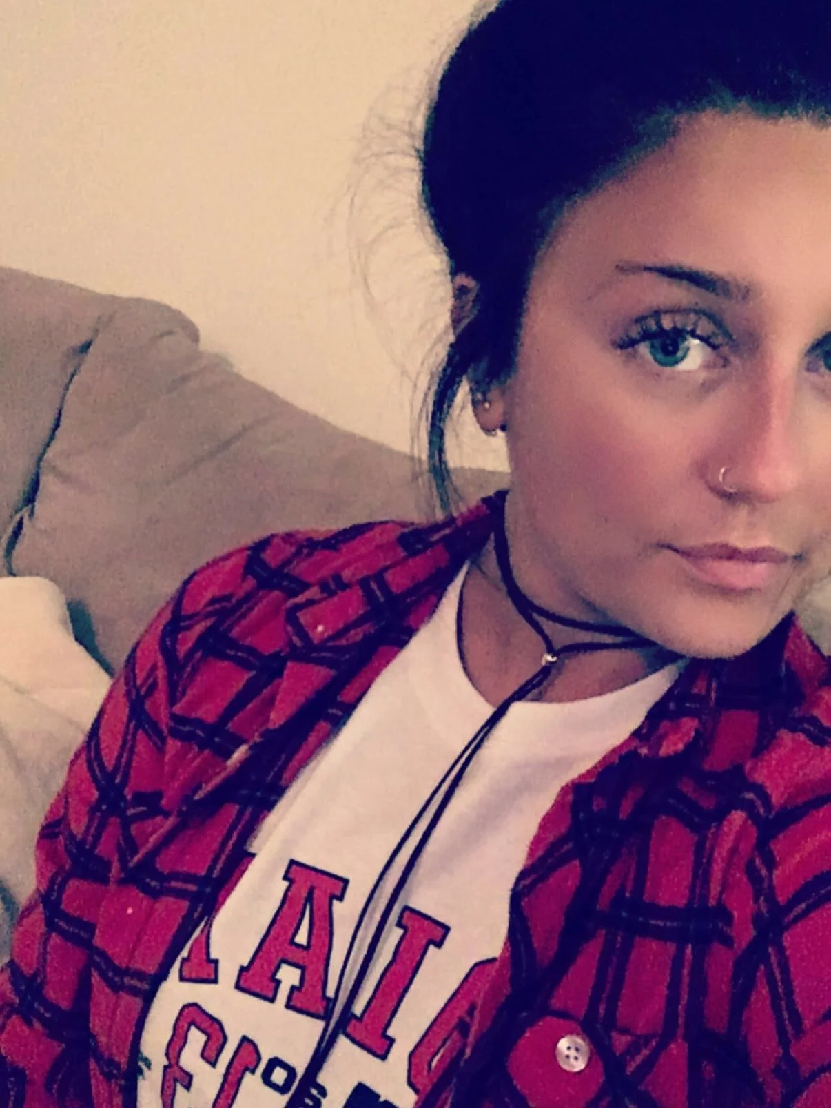 2016: Lash extensions, chokers, Clippers, &ldquo;see a chug send a chug&rdquo; Snapchats, undercuts, cold shoulder tops, DIY ombr&eacute; hair, and the best club song to ever exist (4ever grateful to you Calvin &amp; Rihanna)