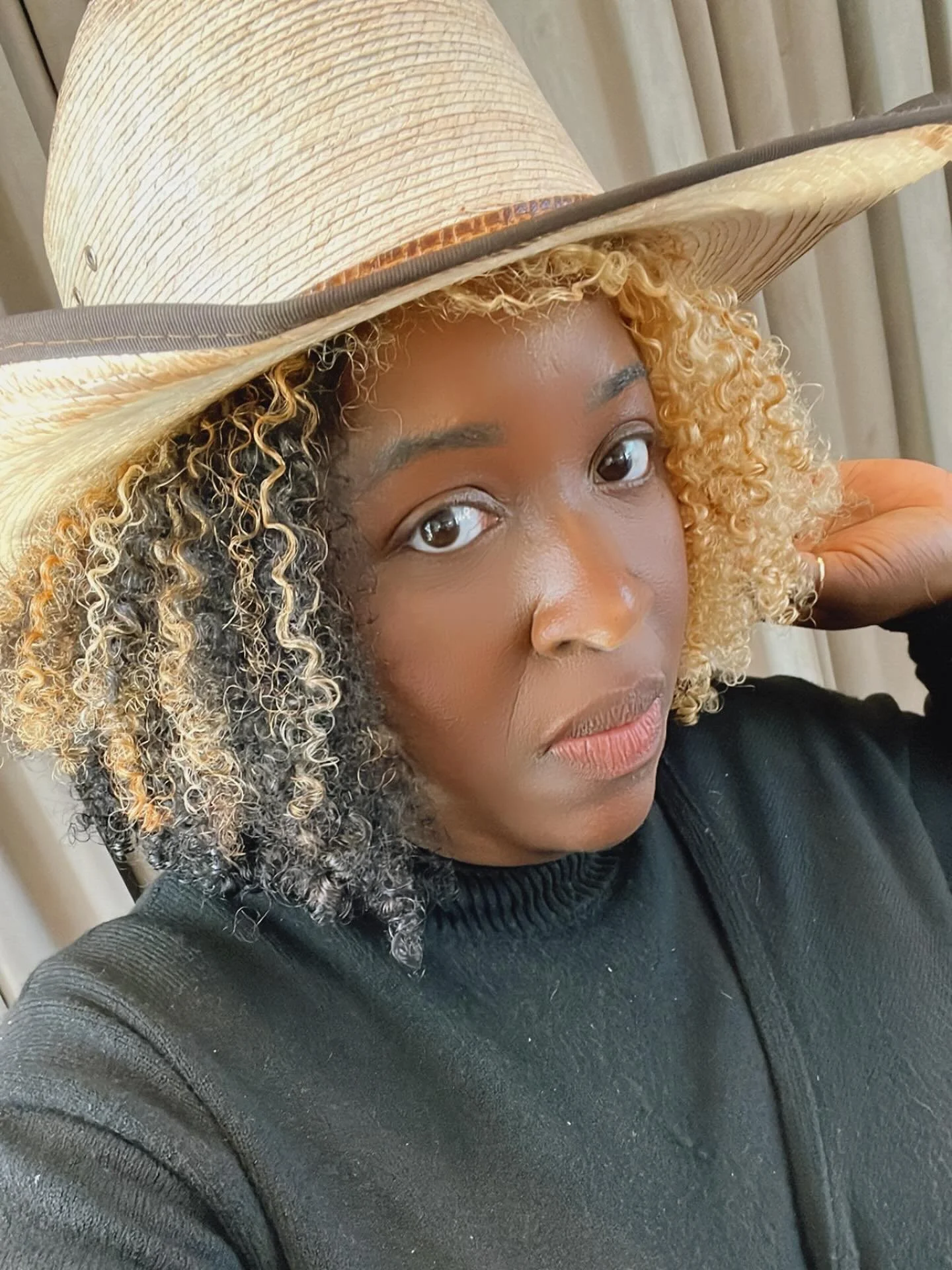 Confidence isn&rsquo;t about being perfect.
It&rsquo;s about showing up, even when your voice shakes a little.

The women who walk into a room and light it up?

They&rsquo;re not flawless.
They&rsquo;re real.
They laugh too loud, stumble over words, 