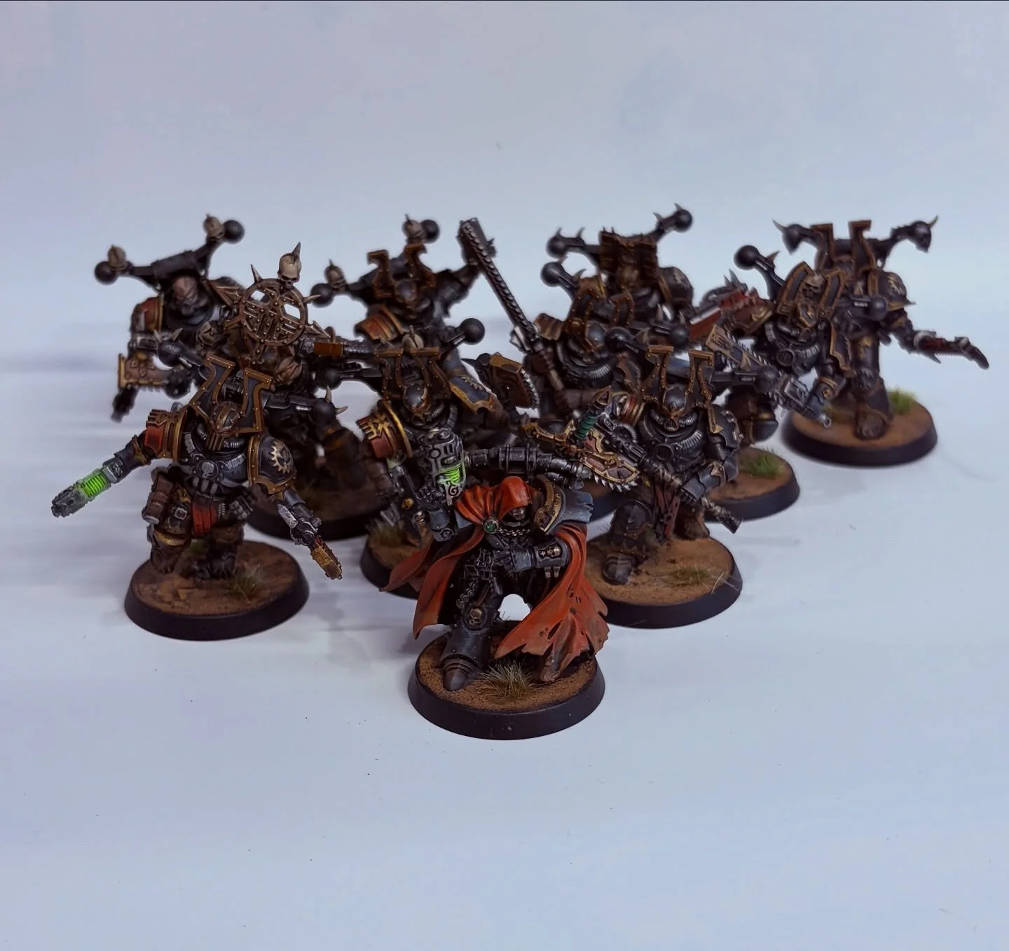 Part 2 COMPLETION!! 

A nice job bringing the enemies to a house hold. This is a continuation of the small ultramarine force I did recently. The client will now be able to play small skirmish games with his son and I cannot wait to see the first few 