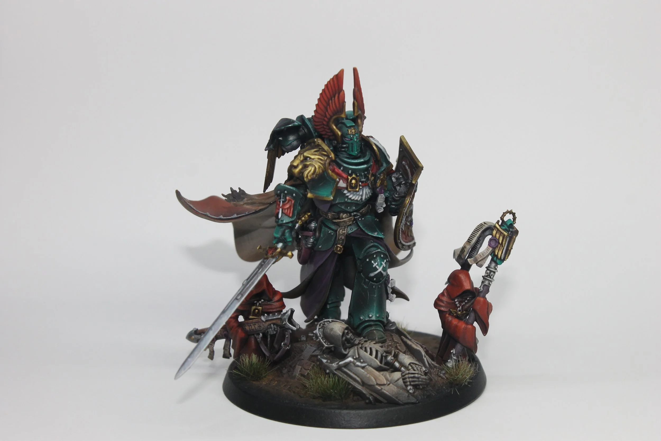 Lion El Johnson, Dark Angel's Primarch from Warhammer 40,000 with a helmet
