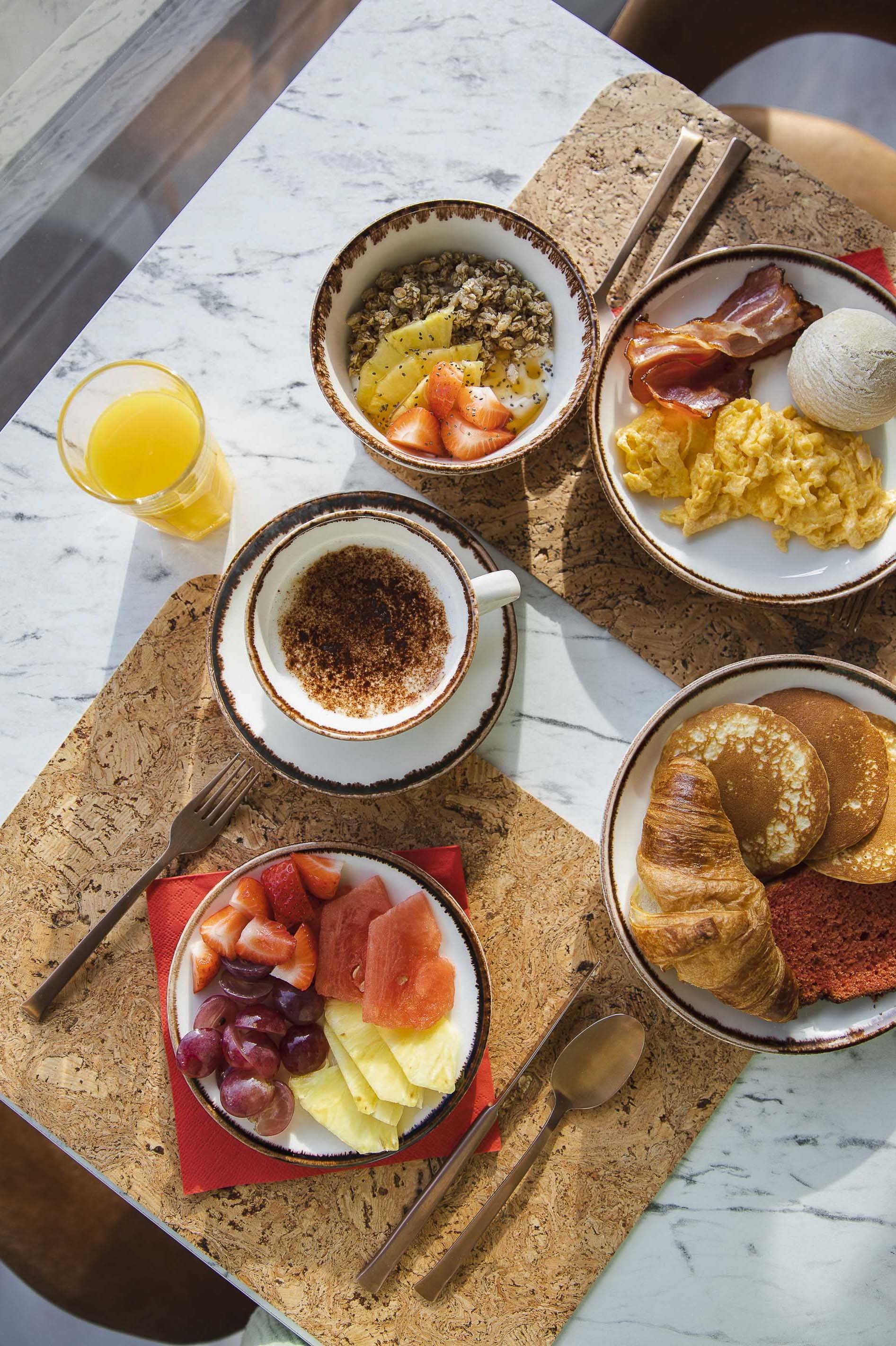 Selina_Evora_Breakfast_10-2022_Photographer_Sarah Wise_008.jpg