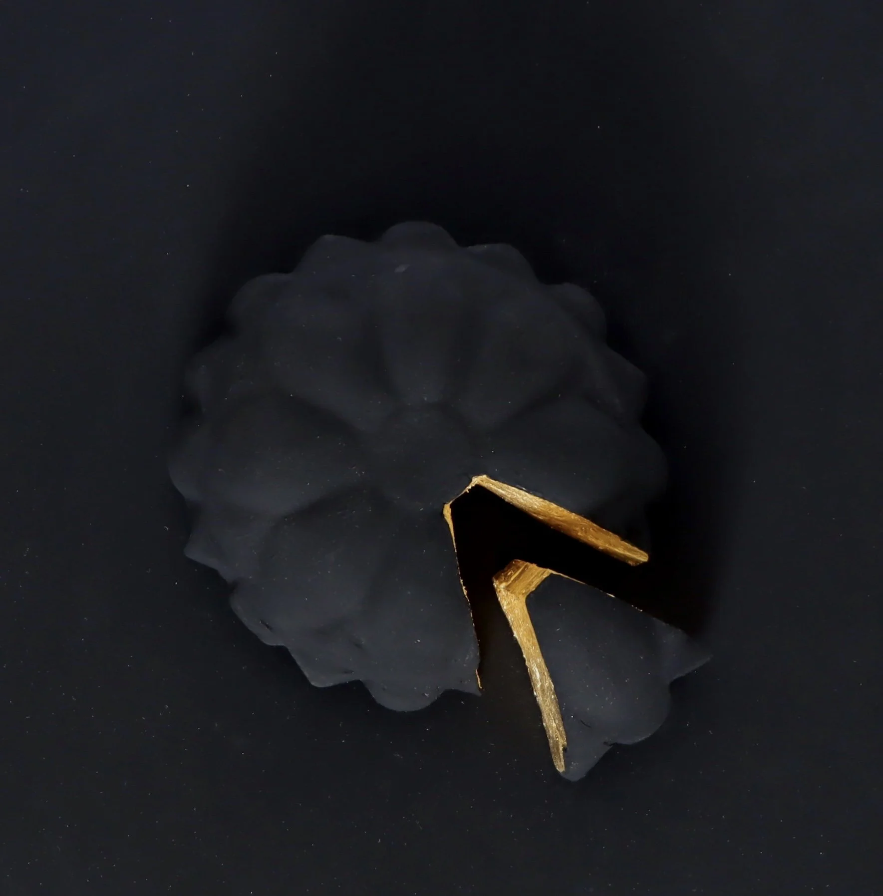 Irreversibelt element – trolldeg, bladguld 24k