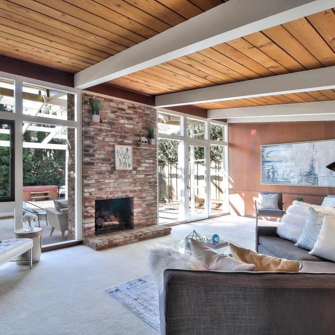 🌟 Spotlight on Green Gables Eichler Neighborhood 🌟

Tucked in the heart of Palo Alto lies Green Gables, a neighborhood that epitomizes mid-century modern architecture &amp; community living. 🏡✨ Developed by visionary Joseph Eichler and designed by