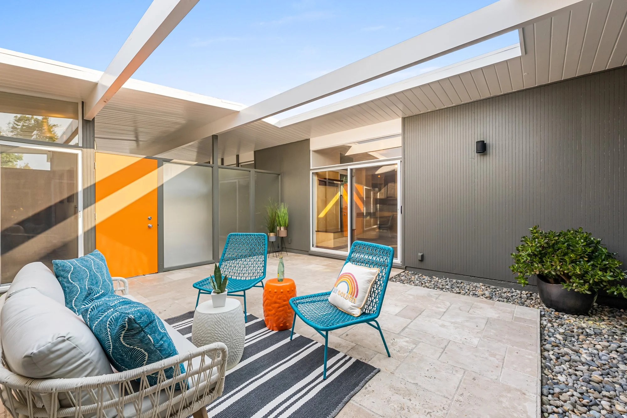 Eichler Atriums: Bringing Nature Inside
