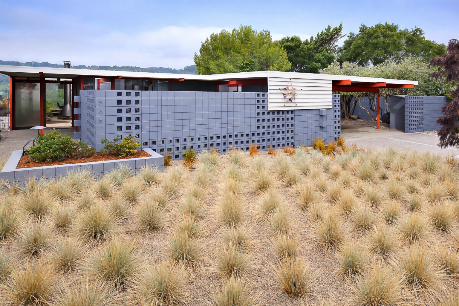 Eichler X-100: A Midcentury Masterpiece in San Mateo Highlands