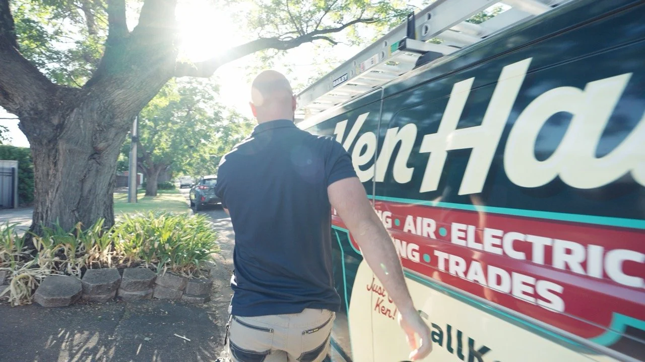 SERV_260209-KenHall-Images-28 Large.jpeg