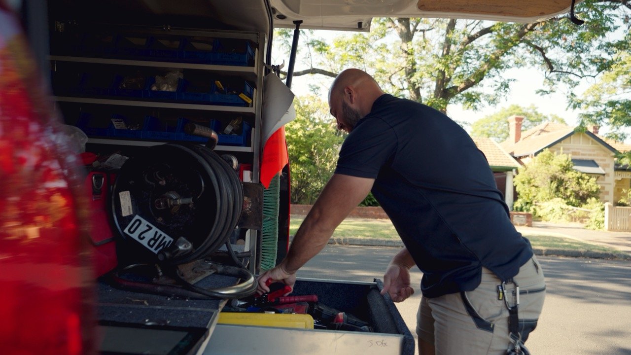 SERV_260209-KenHall-Images-43 Large.jpeg