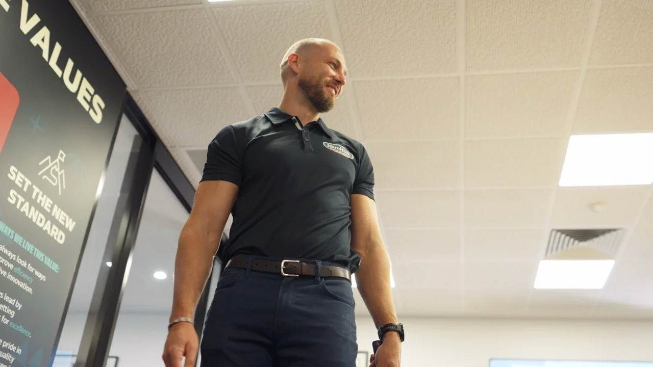 SERV_260209-KenHall-Images-71 Large.jpeg