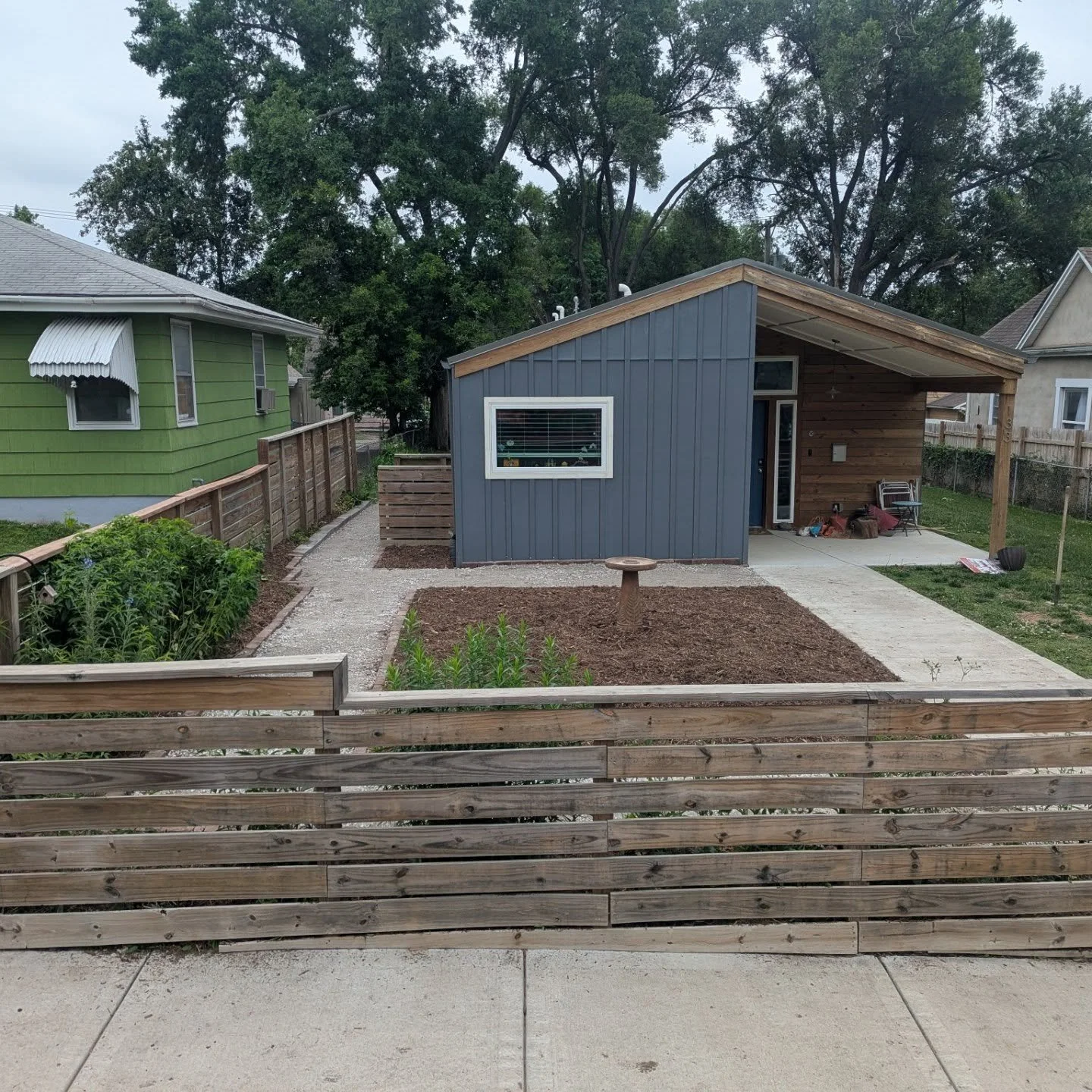 Best looking garden paths in Northeast KC! Krewe killed it.
#nomadtrailsdevelopment #trailbuilding #trailbuilder #gardenpath #buildsustainablecommunities