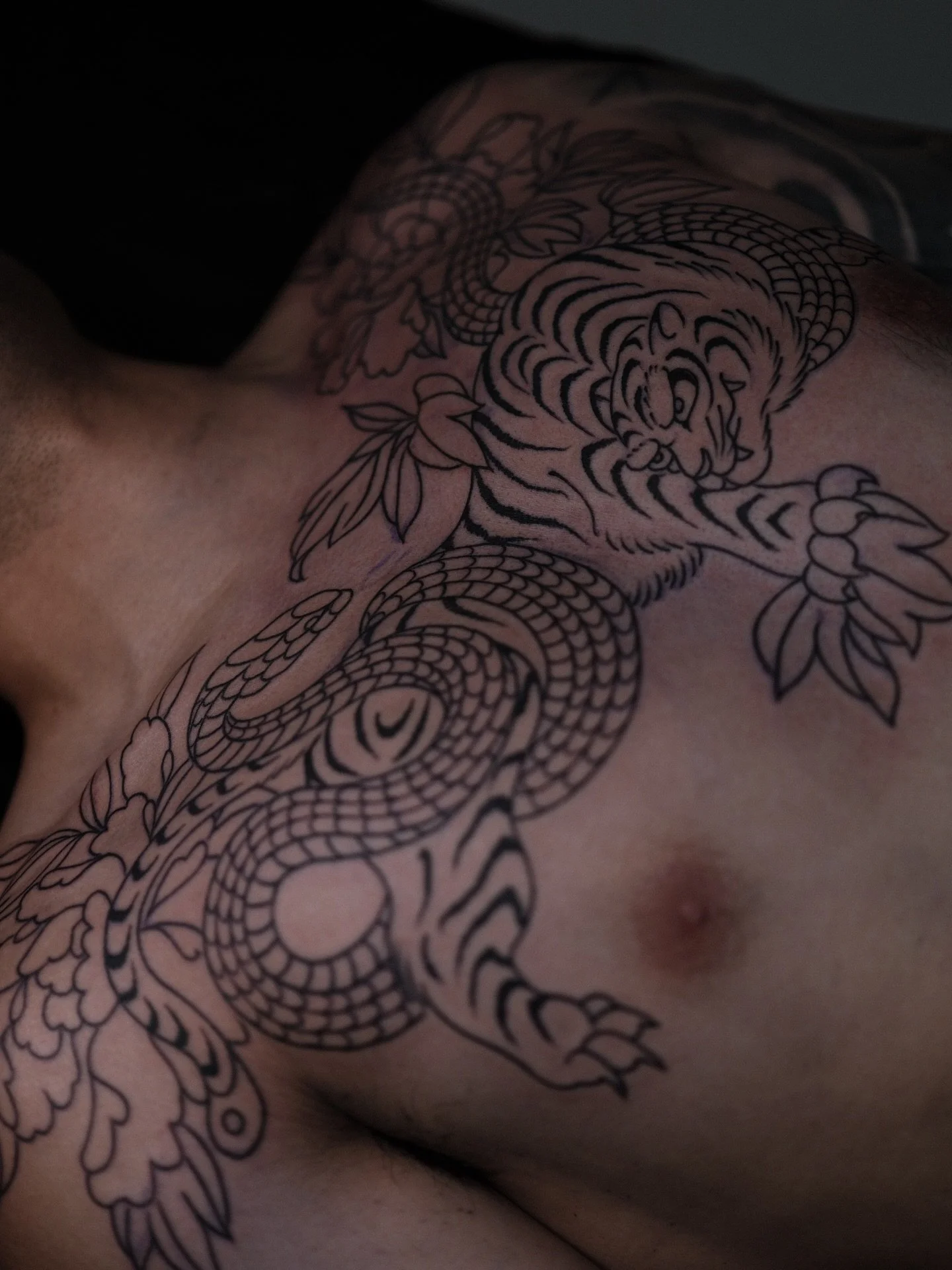 Some larger scale works in progress! Always an honour to be trusted with large pieces and I&rsquo;m excited to work more on these 😁 Organise a consult via link in bio to talk about a large scale project of your own 🫡
@chapeltattoo