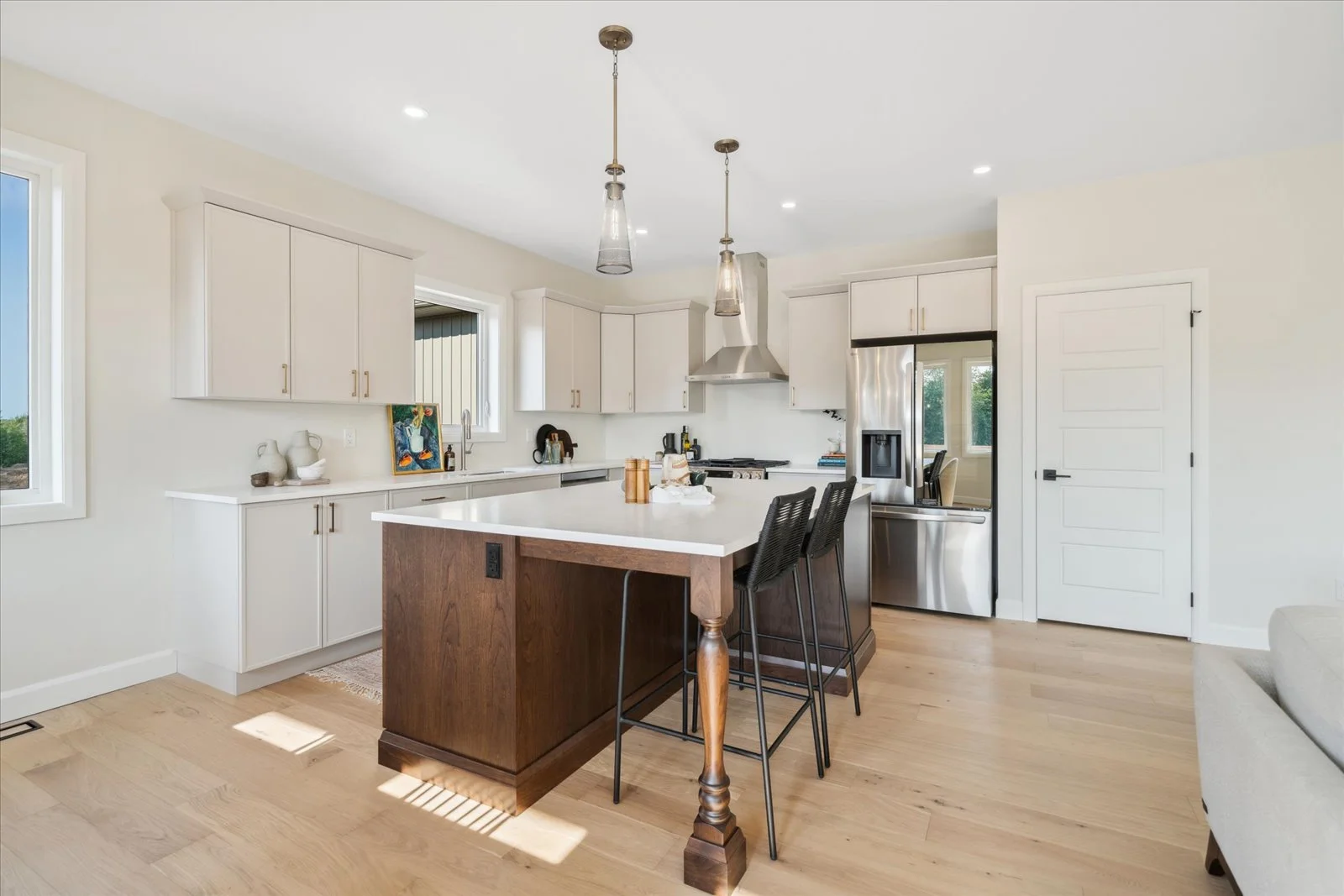 Kitchen_Island_Peterborough_New_home.jpg