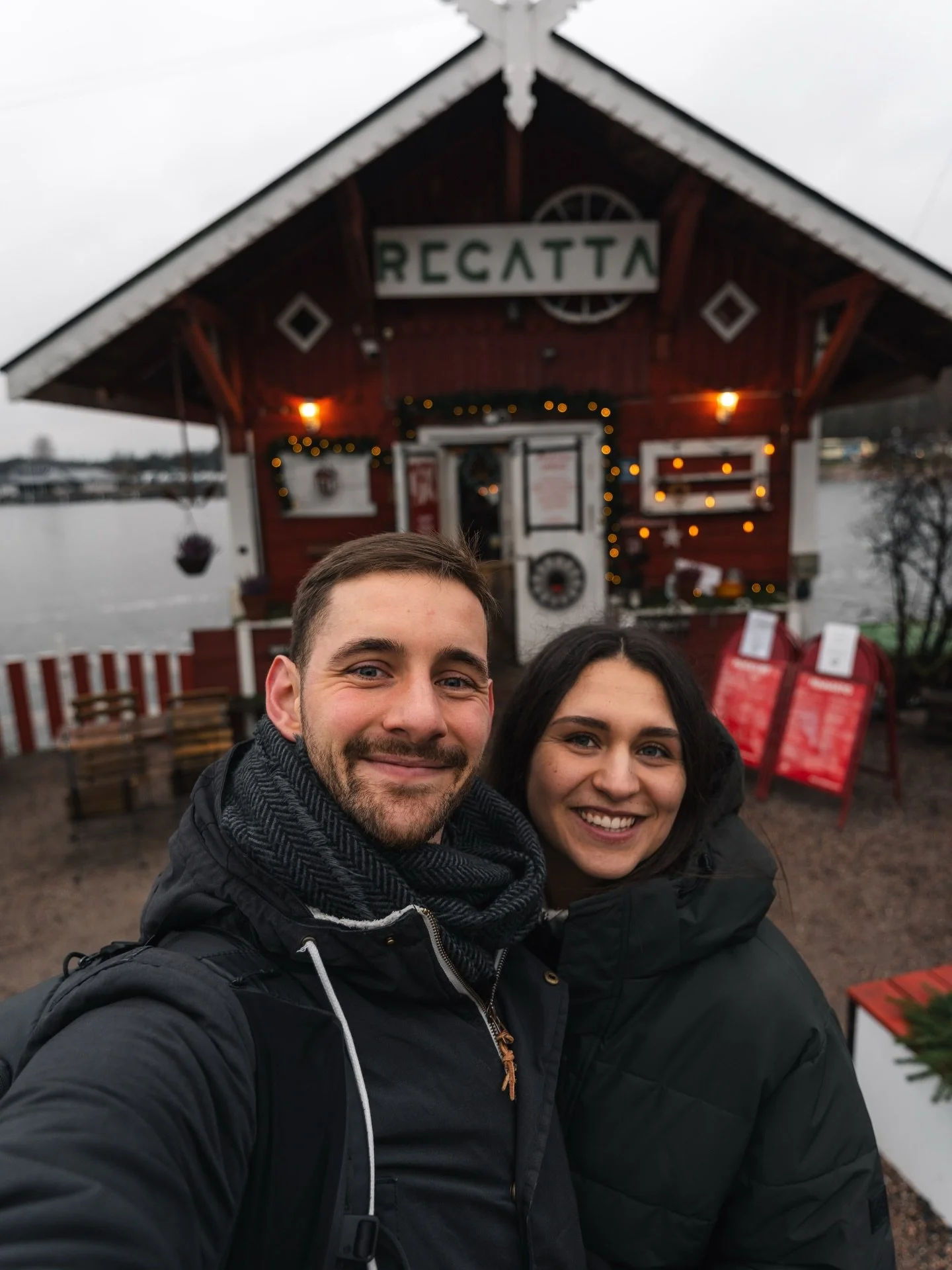 Merry Christmas 🎄🌟
and Postcard greetings from Helsinki 🇫🇮

Where do you celebrate the festive days?