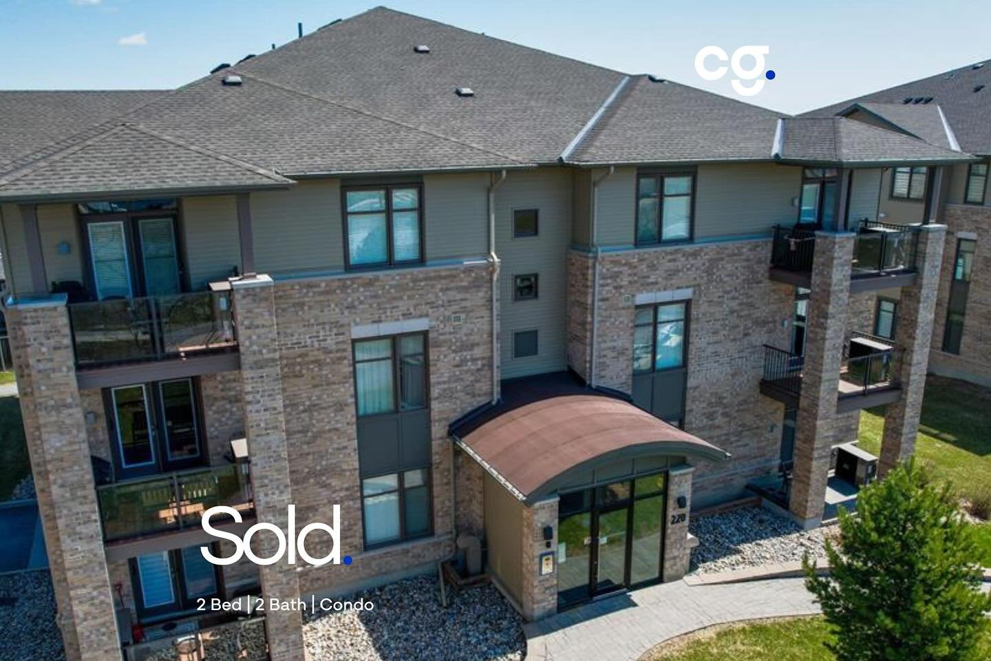 Sold | 220 Janka Private Unit 201

Congratulations to our client on securing this stunning west-end condo &mdash; her very first investment property! A smart move toward building long-term wealth and an exciting new chapter ahead. 🏢❤️

Thank you for
