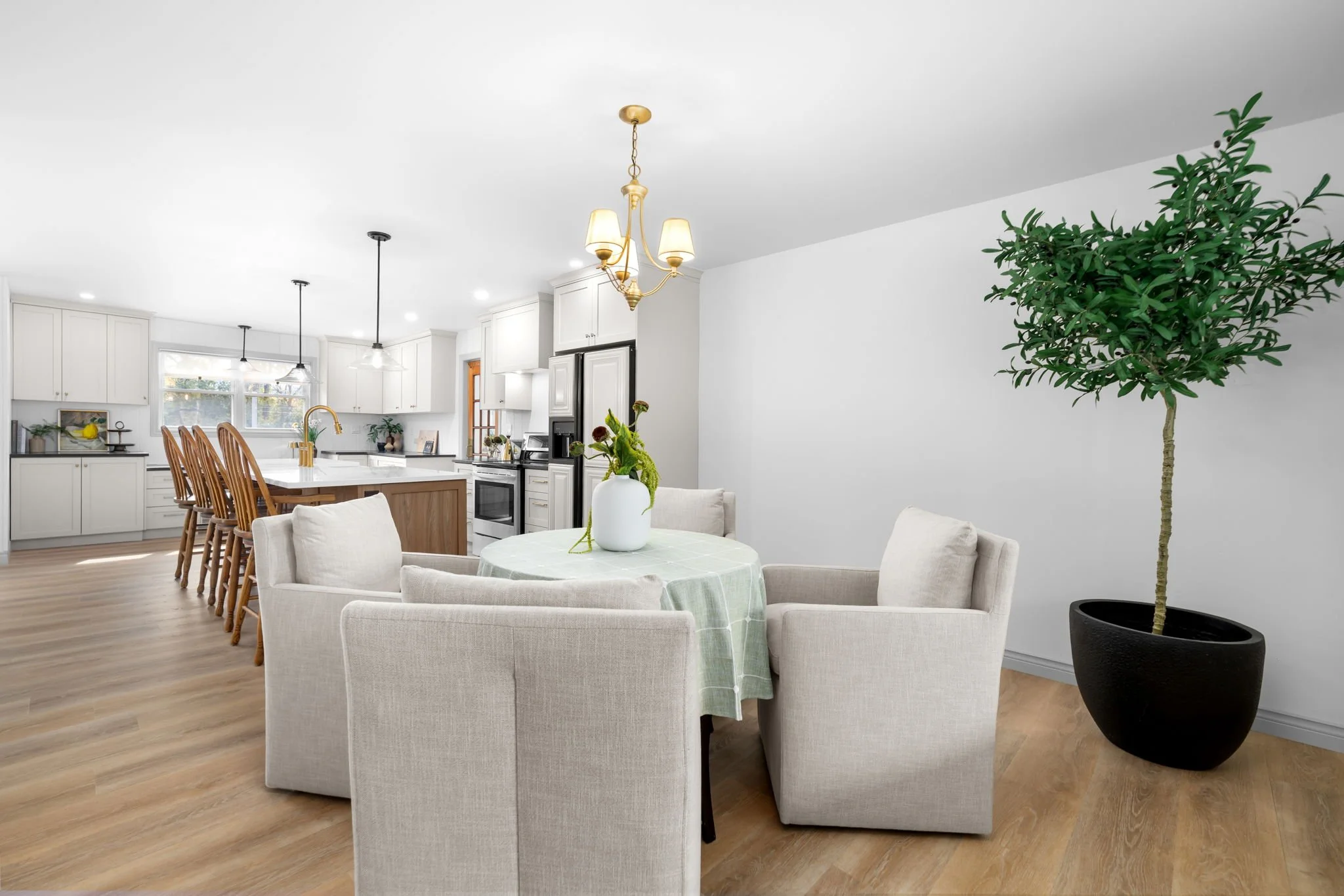 33-web-or-mls-strickland-20.jpg
