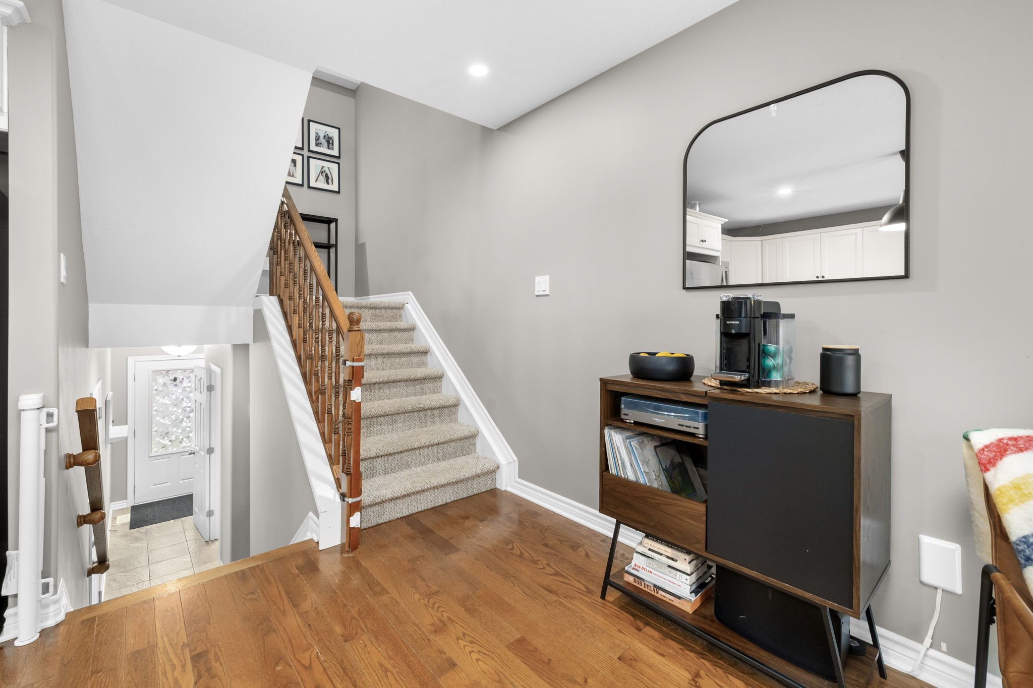 26-web-or-mls-stanelybrothers20.jpg