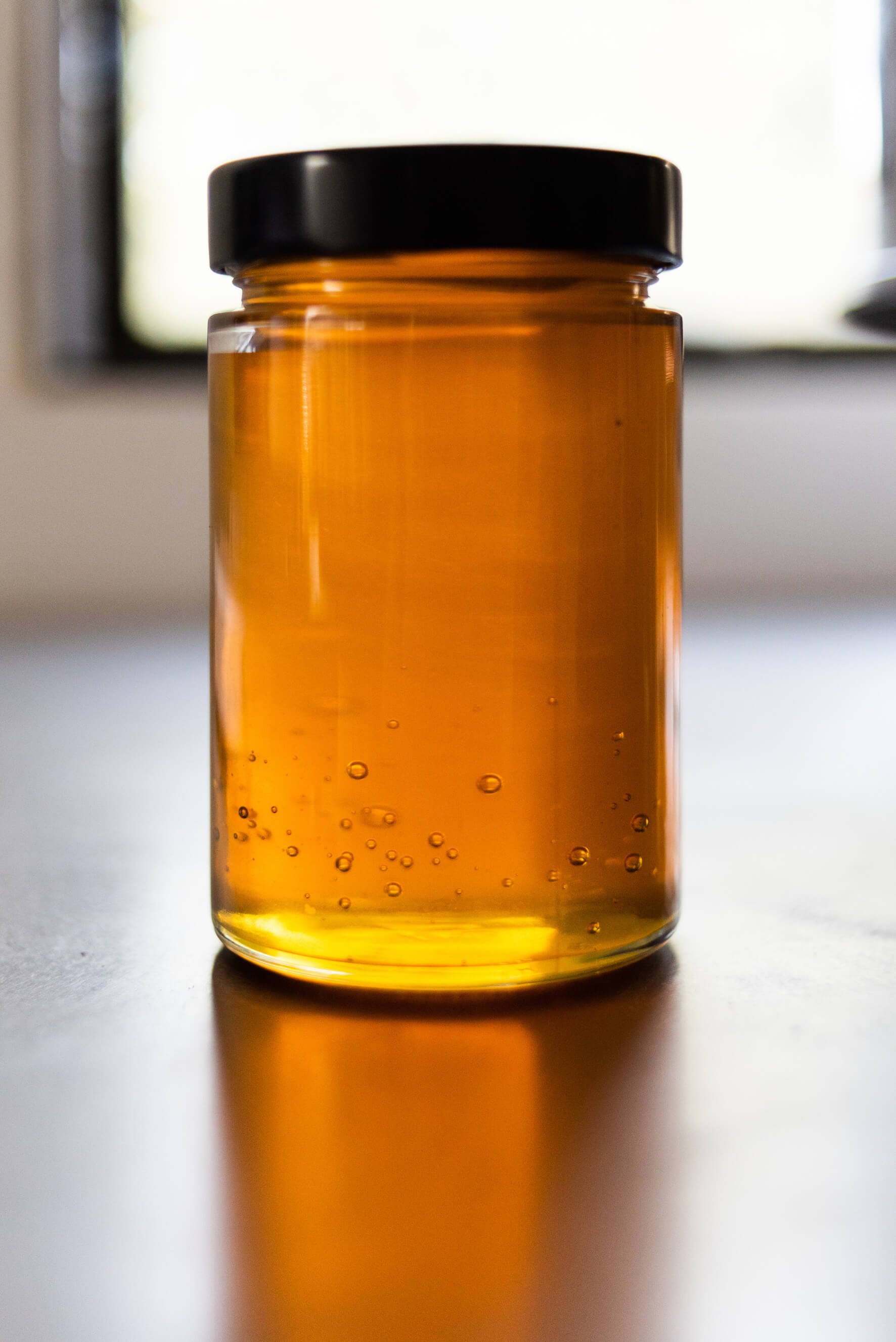 Éme Beekeepers honey jar