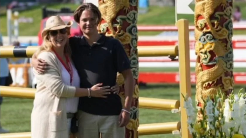 Equigetic Jump - Gerrit Nieberg &amp; Ben at the front of the Rolex Grand Prix of Spruce Meadows, Canada