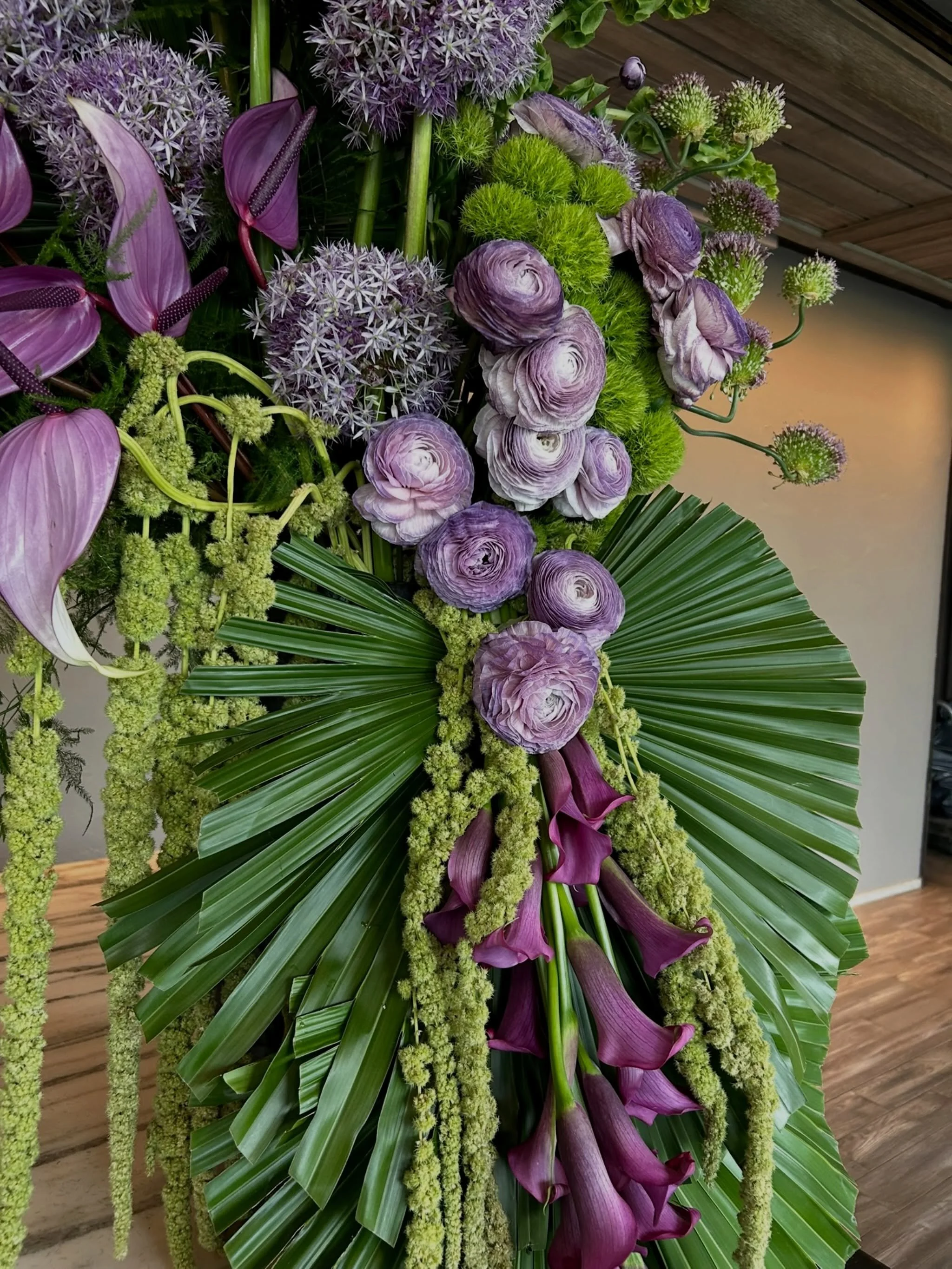 Where love takes center stage 🤍

From ceremony aisles to candlelit receptions, our floral living art is designed to make every moment feel unforgettable.

Beautiful moments. Lasting impressions.

#WeddingDesign #CottoneAndCo #LuxuryWedding #FloralIn