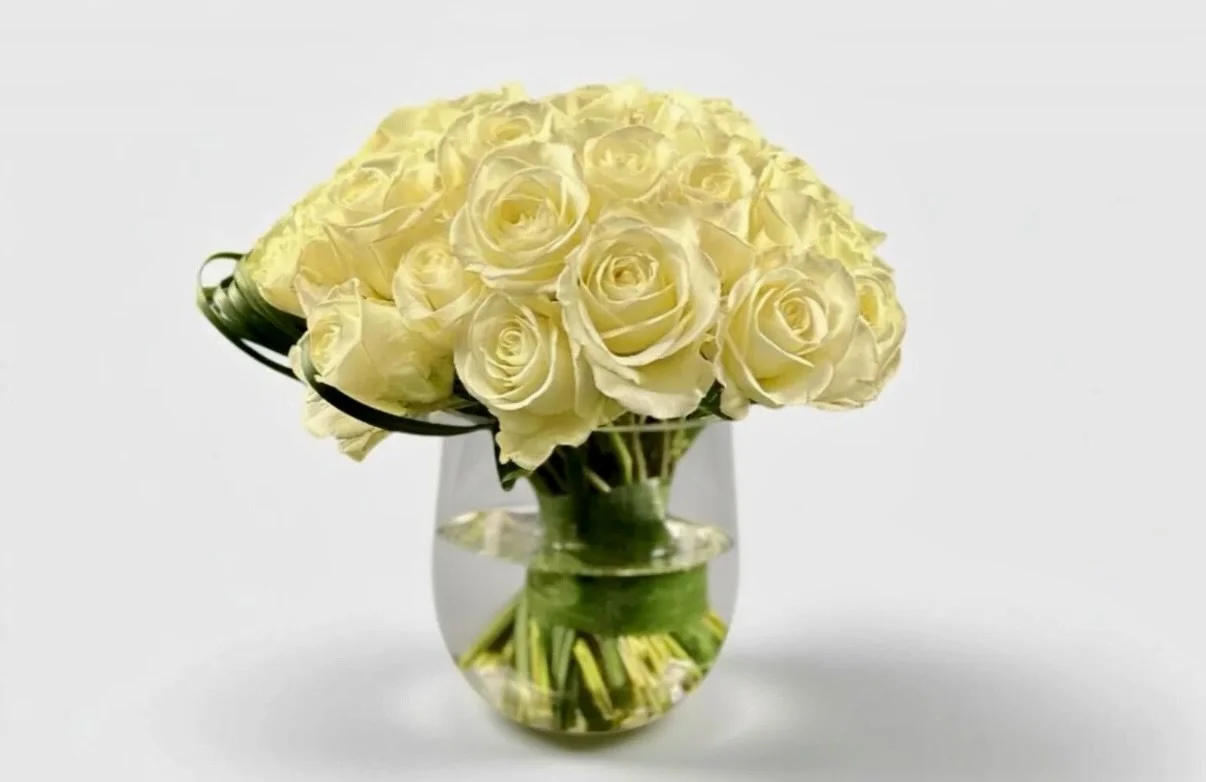 For her. Always.

Modern White&mdash;
quiet, sculptural, intentional.

20% off for Mother&rsquo;s Day.

#CottoneAndCo #MothersDay #QuietLuxury #PinkFlorals #NYCFlorist
