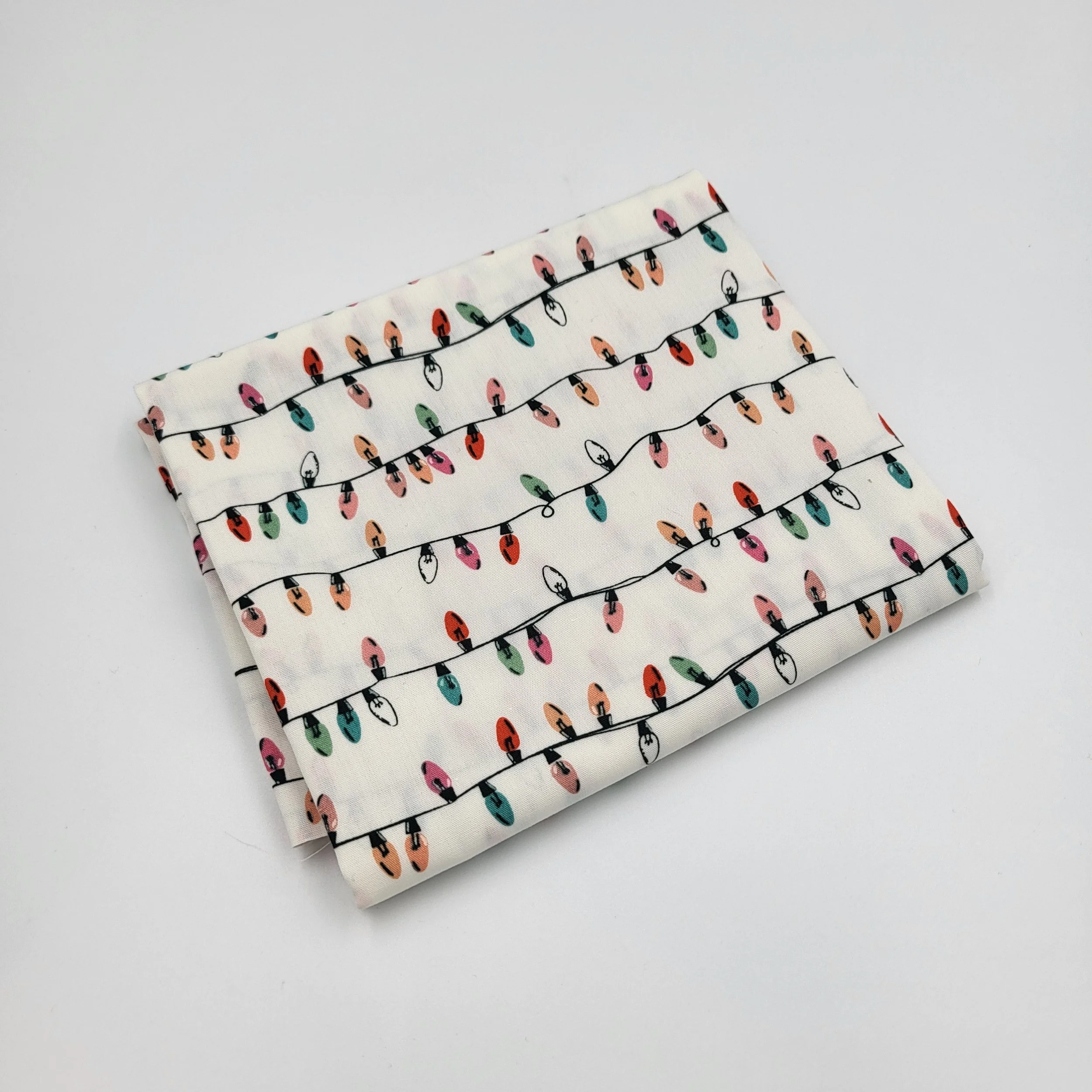 REMNANT: AGF: Christmas In The Cabin - Festive Twinkle (1/2 metre)