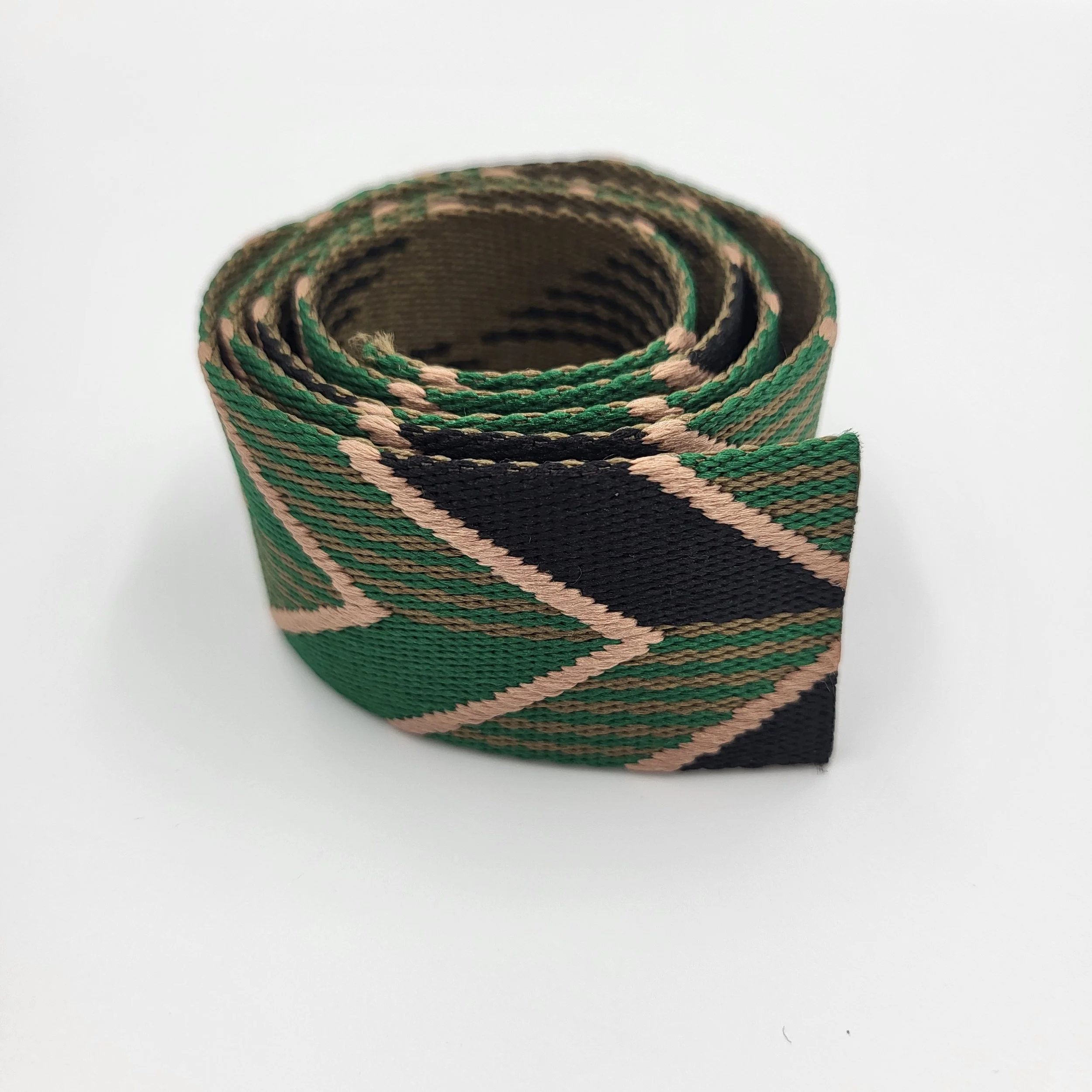 REMNANT: 38mm webbing: green and gold chevron  - (78cm)