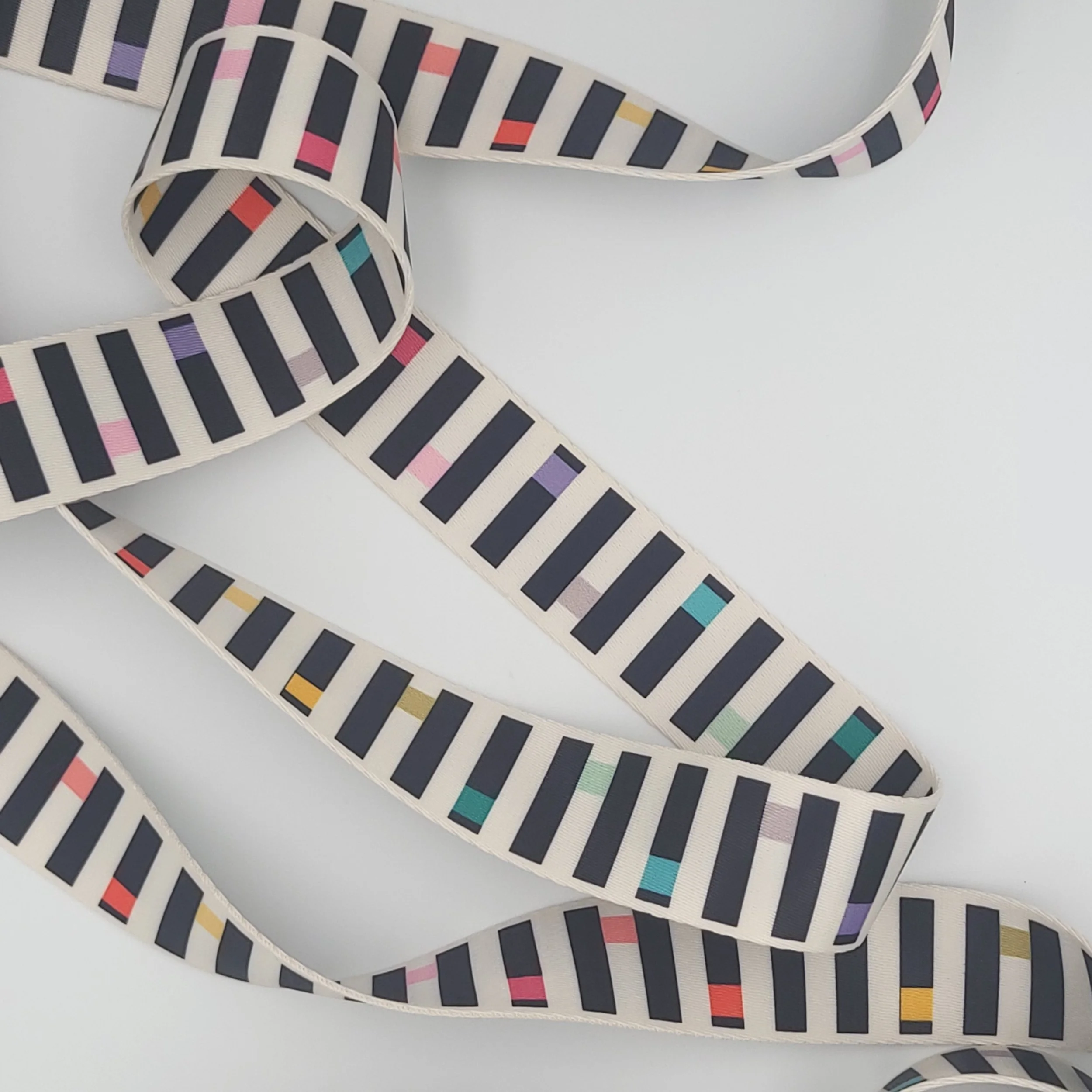 Two Stitches: Webbing - Rainbow Black Stripes (38mm)