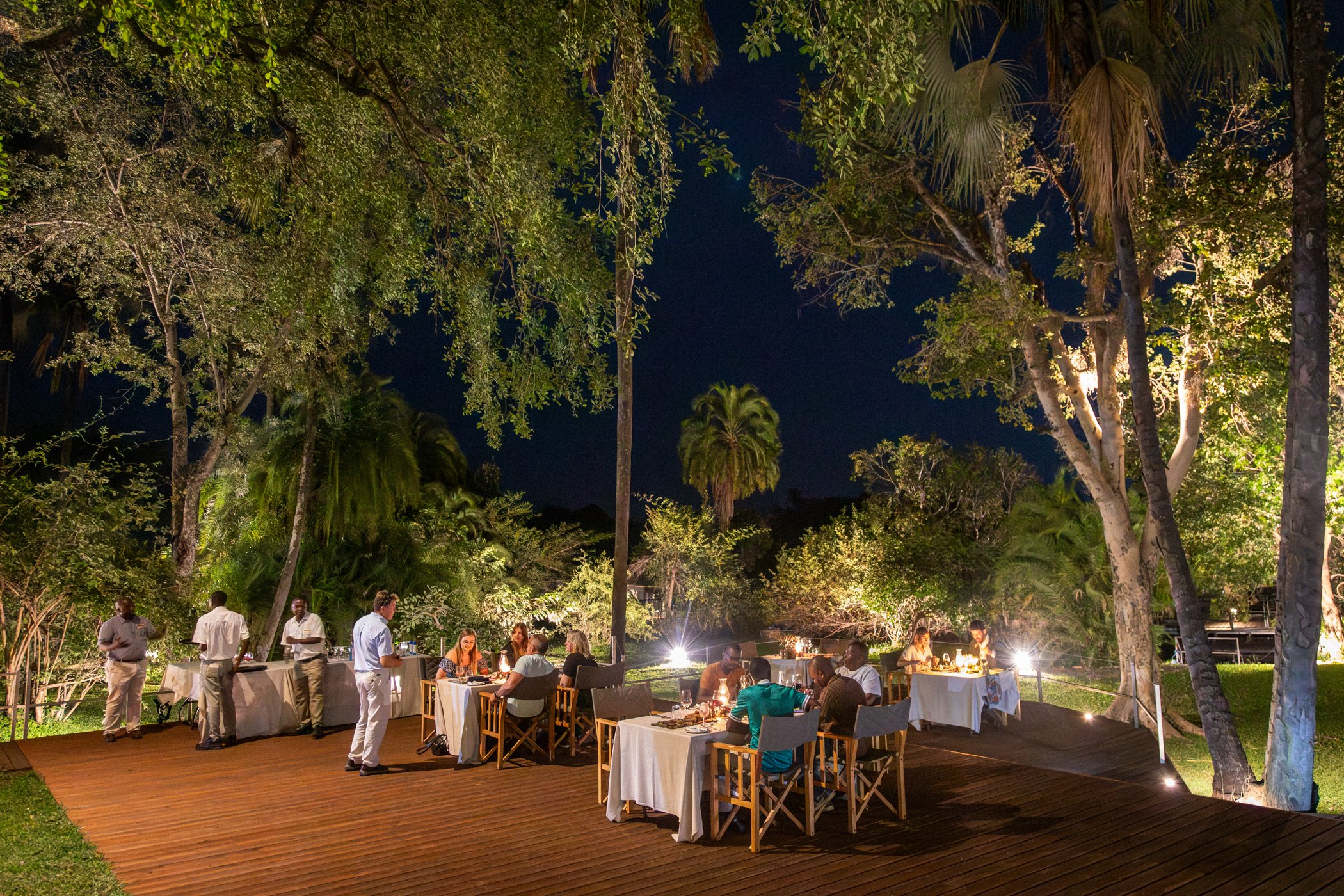 Ilala-Lodge-Experience-Zambezi-River-Deck-29.jpg