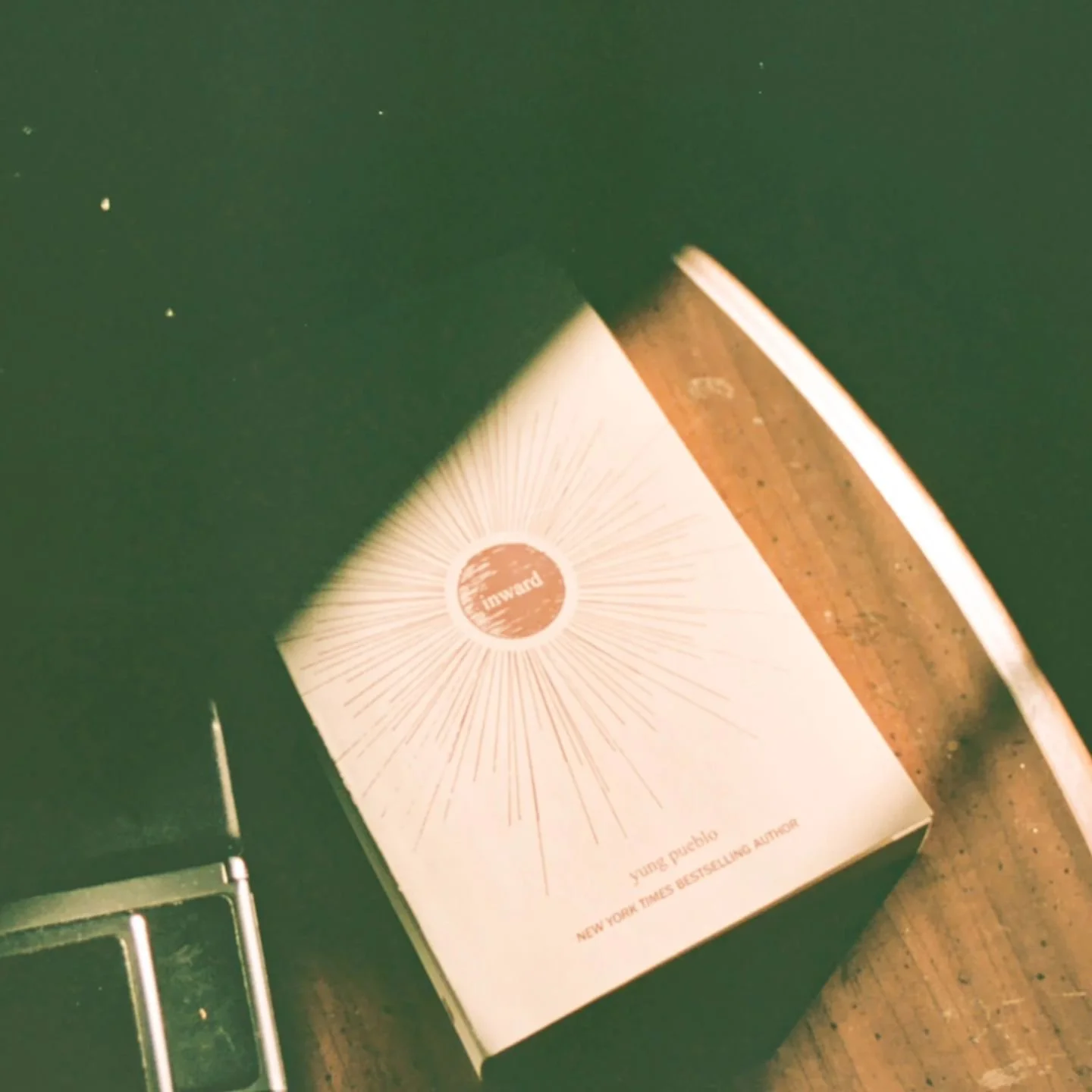 Ahaha it's poorly stored #santacolor100 

More tomorrow

(Gonna sell all the cameras and turn the apartment into a darkroom.  Be the sole film and super8 wedding photographer)