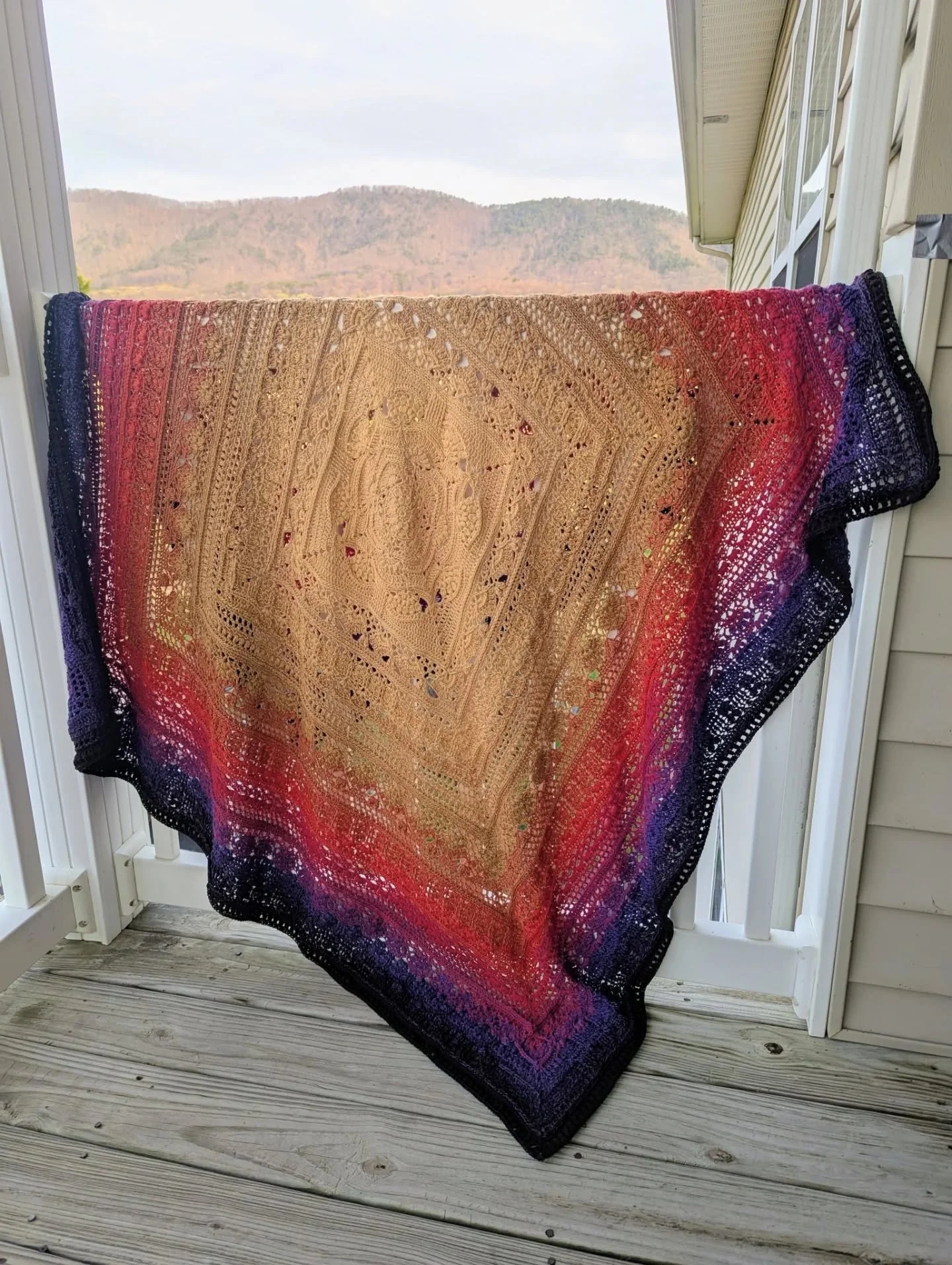 #phoenix by @hooked_on_sunshine
4 cakes YarnArt Flowers color 265
Finished on round 98, then did rows 47-49
3.5 mm hook 
61"