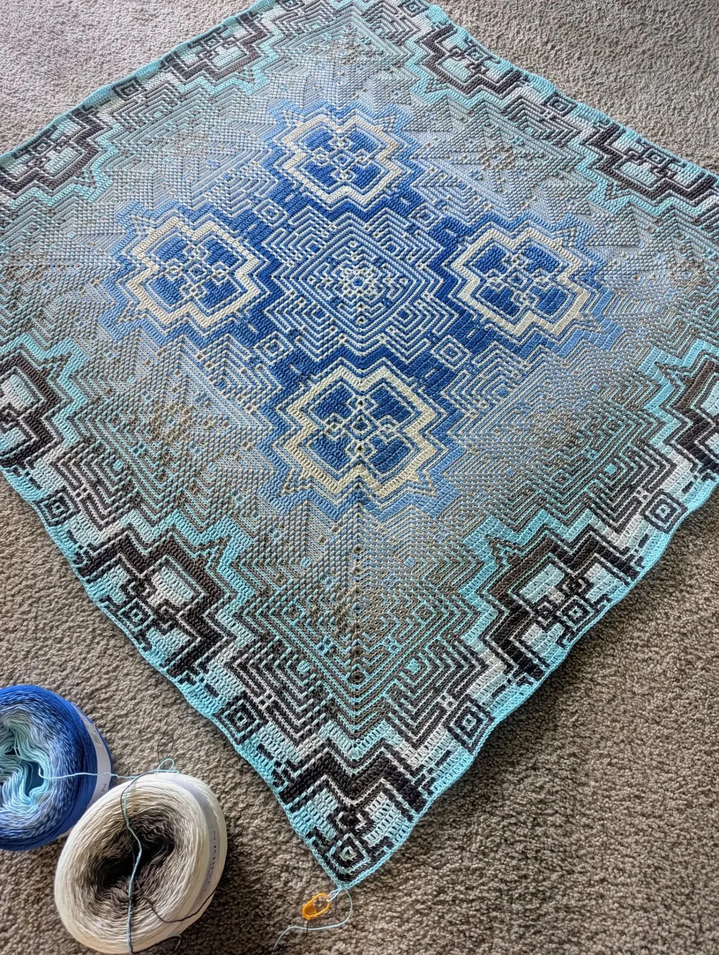 #kaleidoscope #mosaic for Katee Holznagel up to round 112/138 and 45" so far
