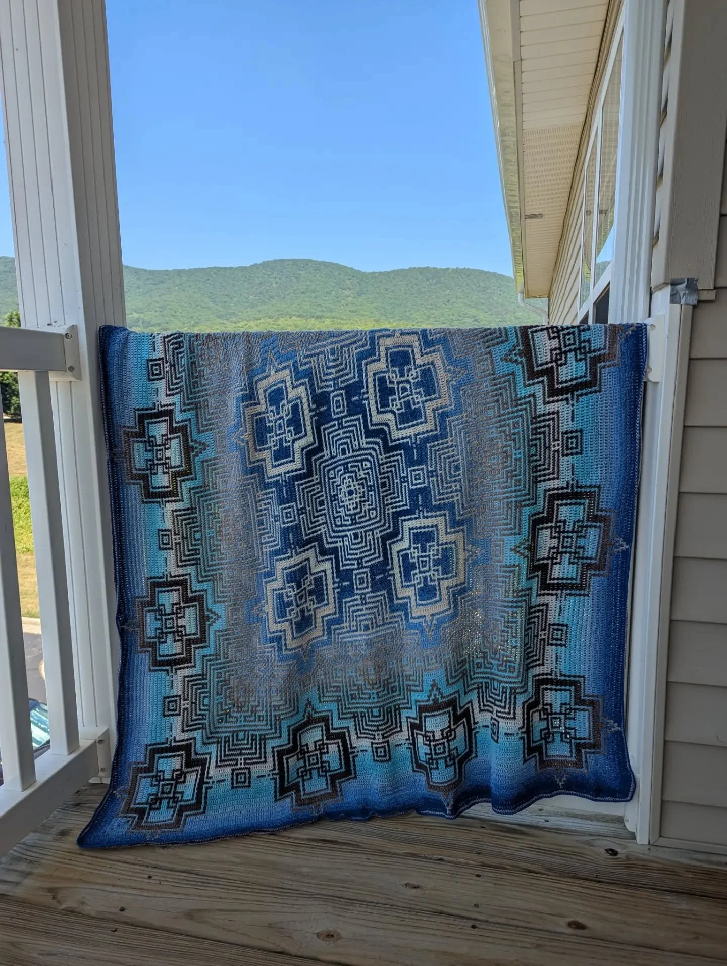 #kaleidoscope #mosaic throw version completed at 57"
YarnArt Rosegarden colors 318 &amp; 308, 3.5mm hook